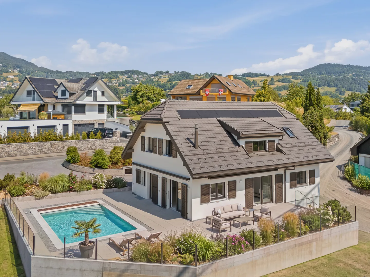 Unique ! Nouvelle maison individuelle dans un quartier résidentiel privilégié - Photo 2 sur 11