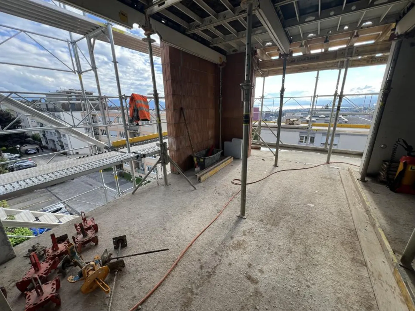 2.5 Room Apartment - Photo 5 of 13