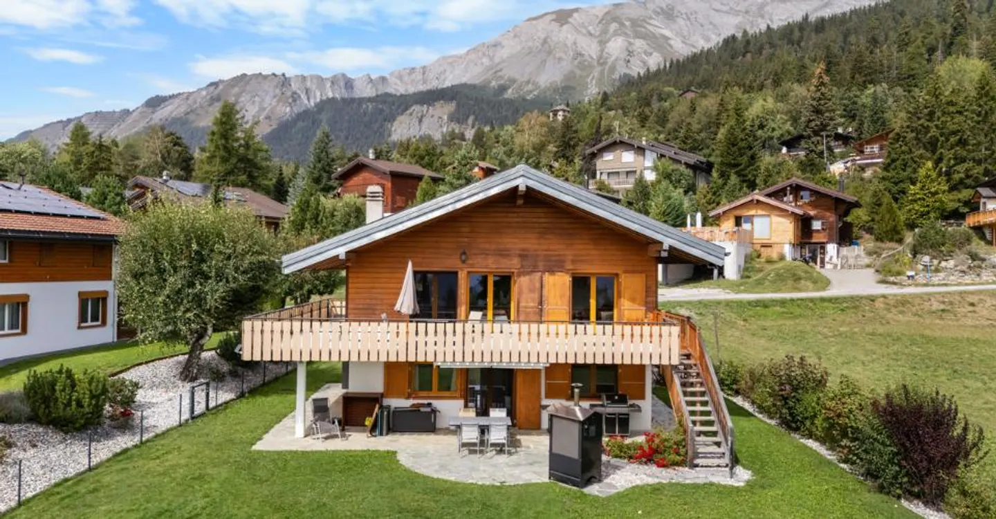 Renovated single-family home in a secondary residence in Mayens d'Arbaz - Photo 1 of 7