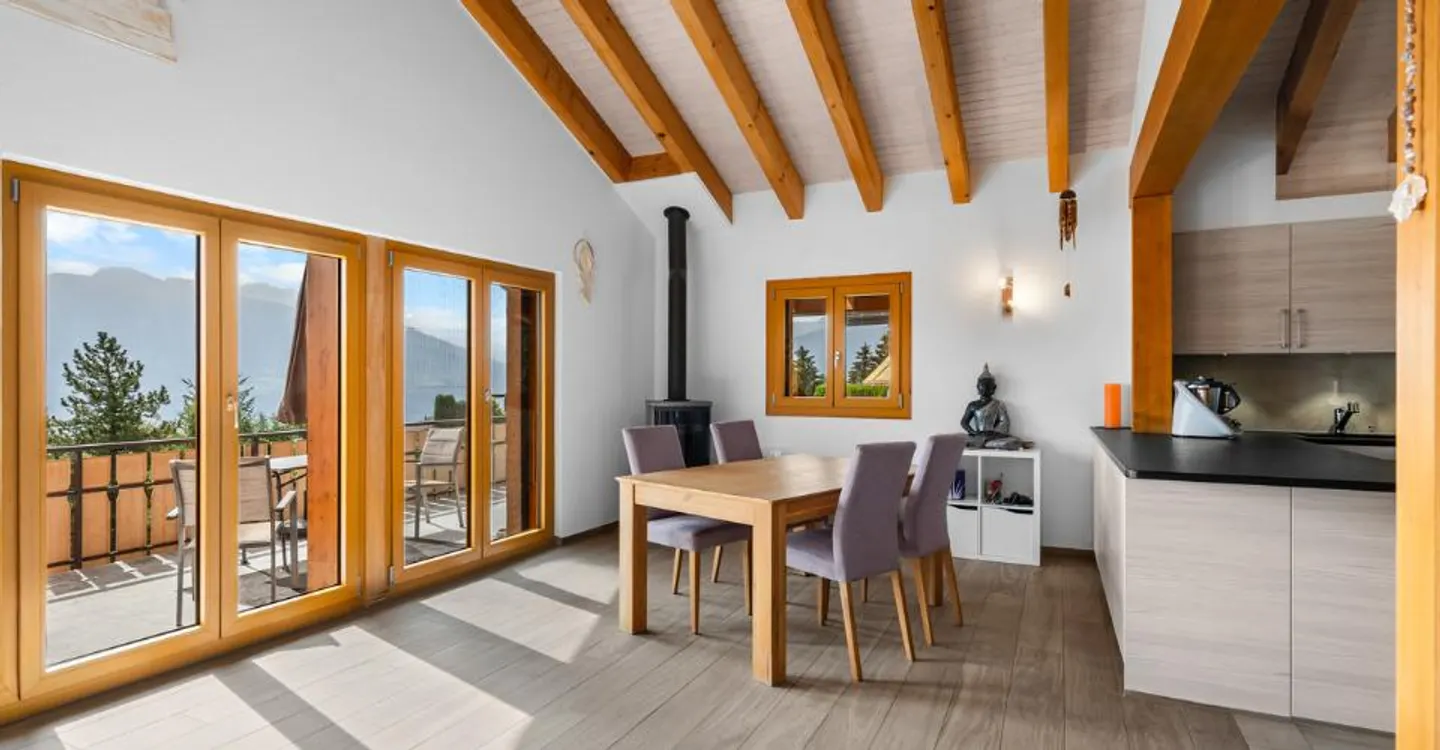 Renovated single-family home in a secondary residence in Mayens d'Arbaz - Photo 2 of 7