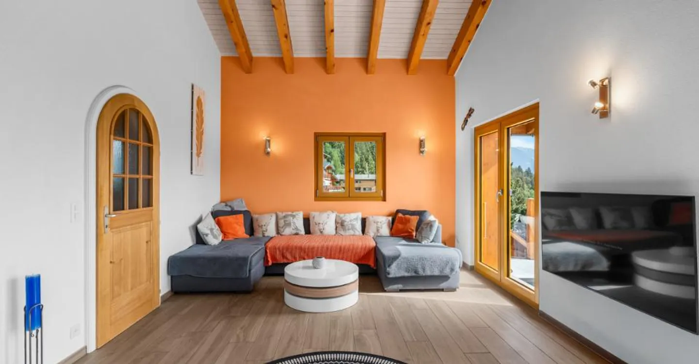 Renovated single-family home in a secondary residence in Mayens d'Arbaz - Photo 3 of 7