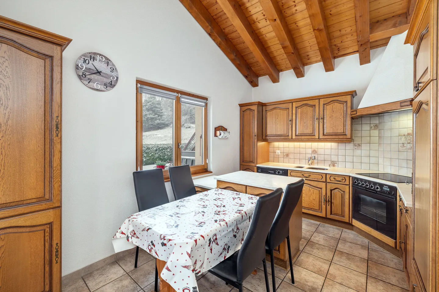 Villa Incantevole vicino a Crans-Montana - Foto 4 di 11