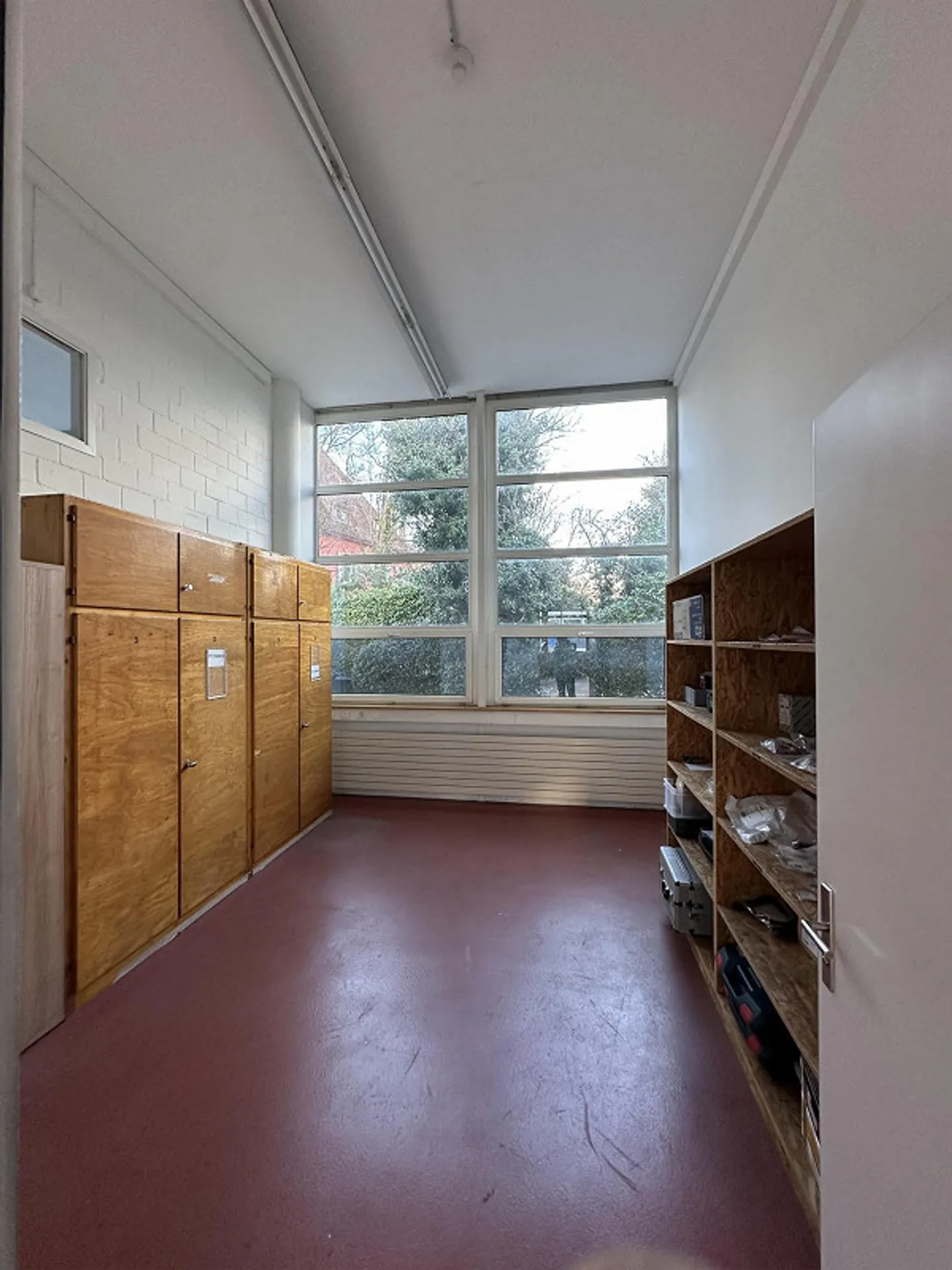 Sala commerciale - Foto 3 di 10