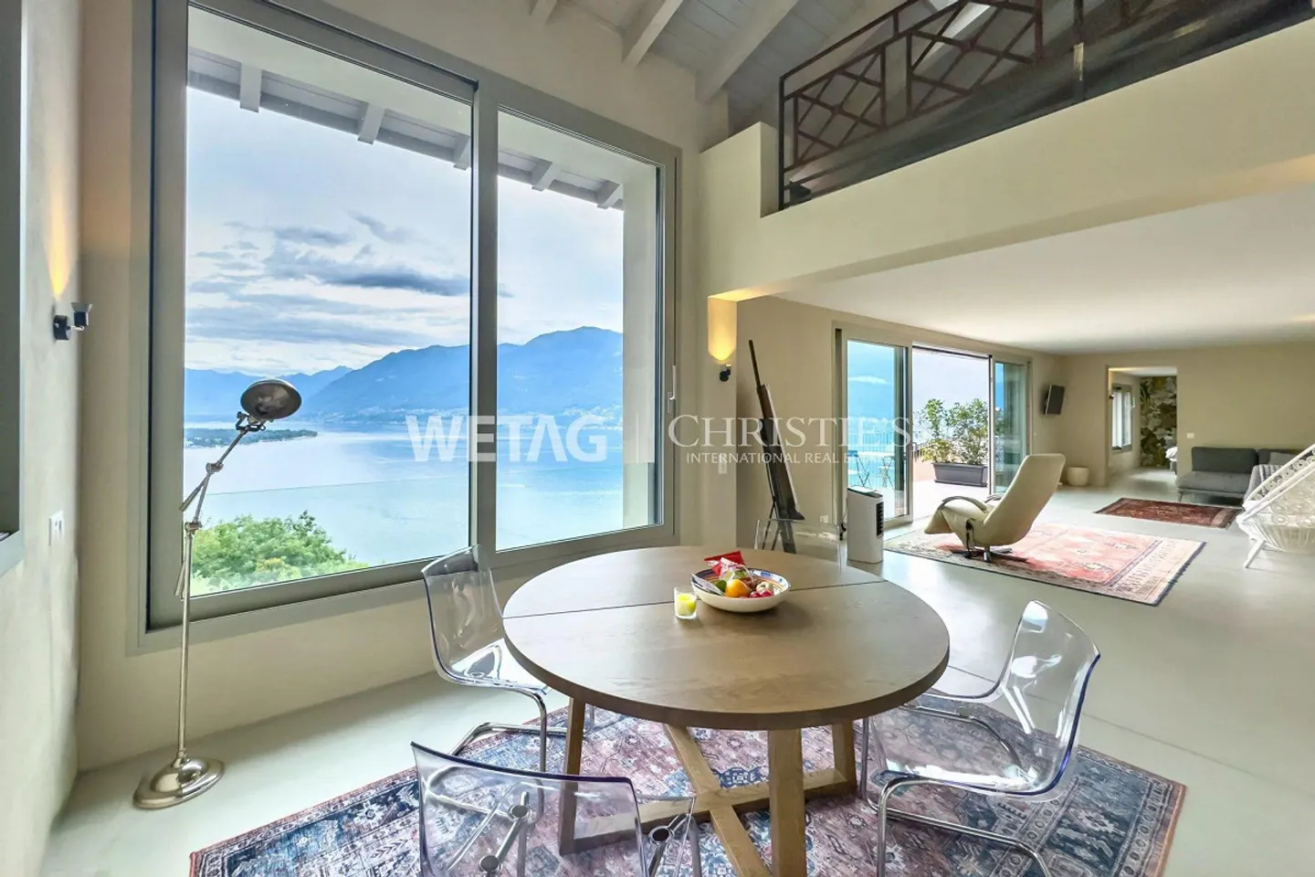 Villas modernes avec des intérieurs lumineux et une vue imprenable sur le lac à Ronco sopra Ascona - Photo 7 sur 13