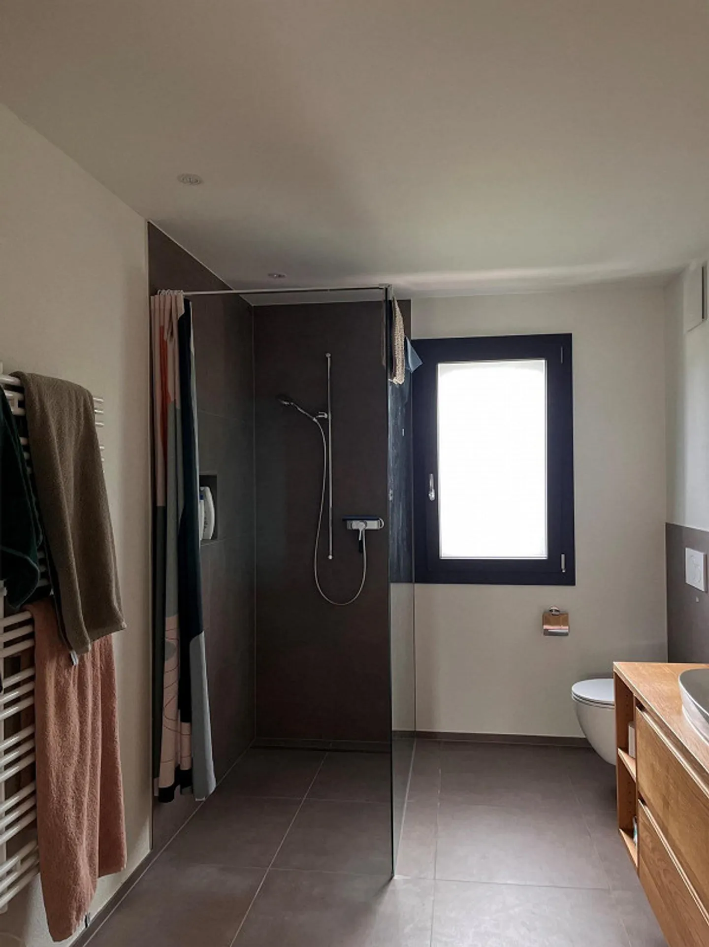 Appartement moderne de 4,5 pièces disponible à partir du 1er juillet 2026 - Photo 3 sur 7
