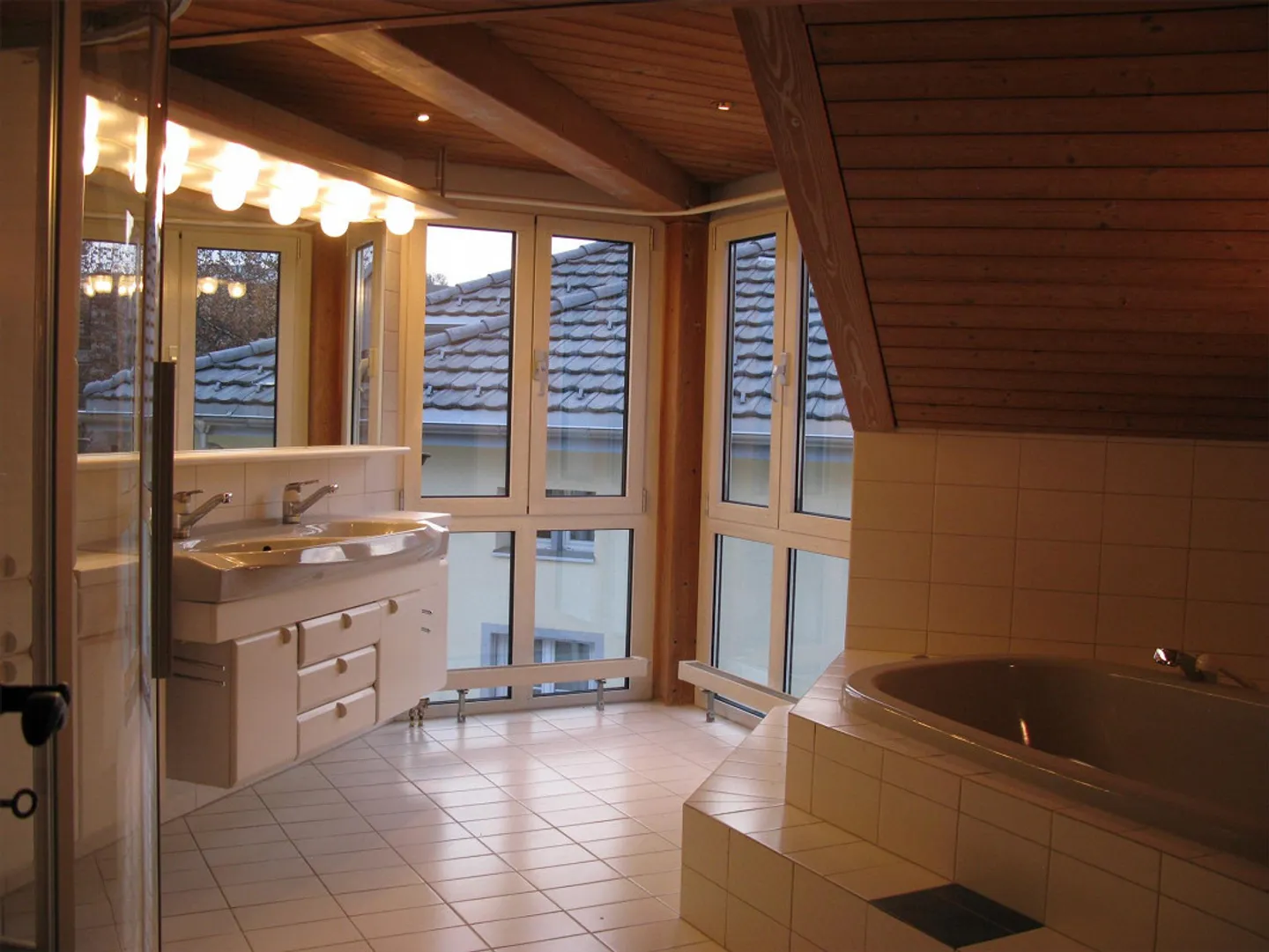 4 1/2 Room Maisonette Apartment in the Center - Photo 9 of 19