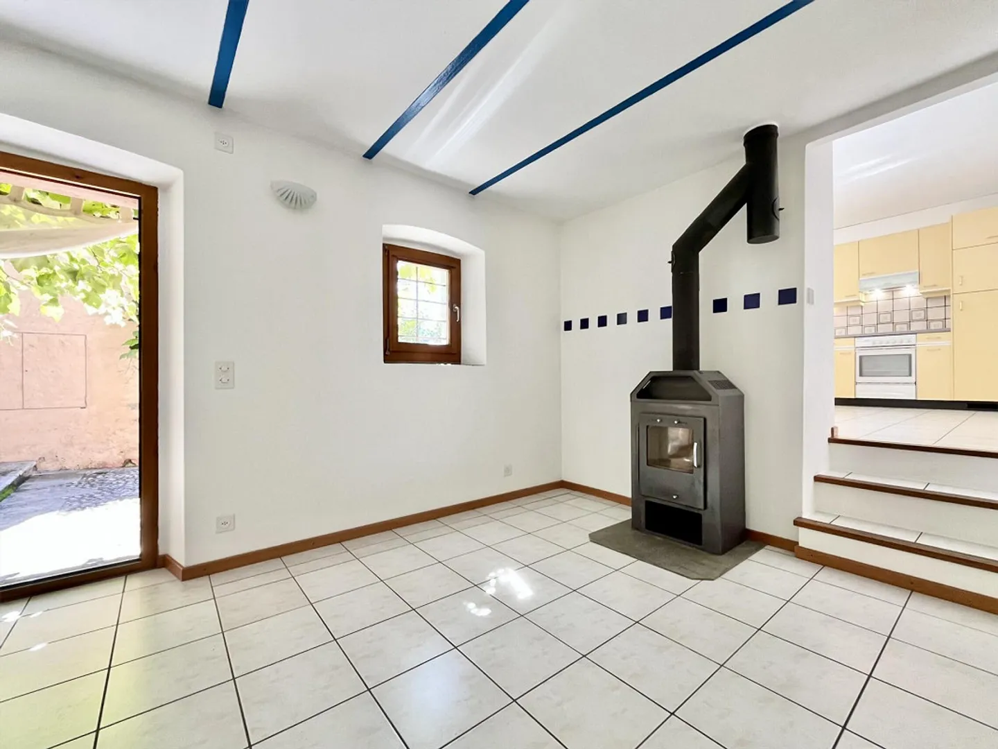 Rental House Tessin 3.5 Rooms with Courtyard in Barbengo - Photo 4 of 9