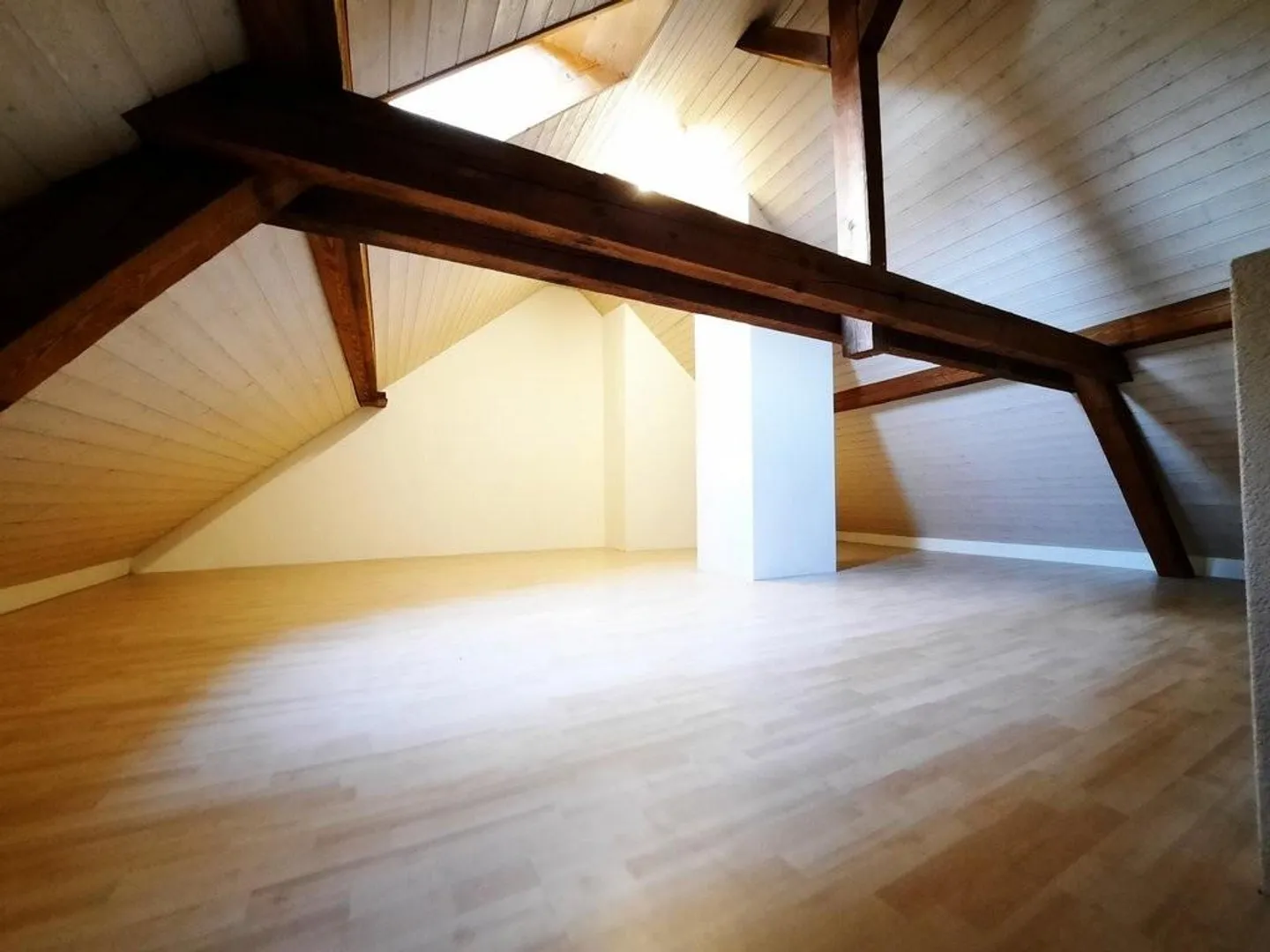 Ampio appartamento duplex nella città vecchia - Foto 6 di 10