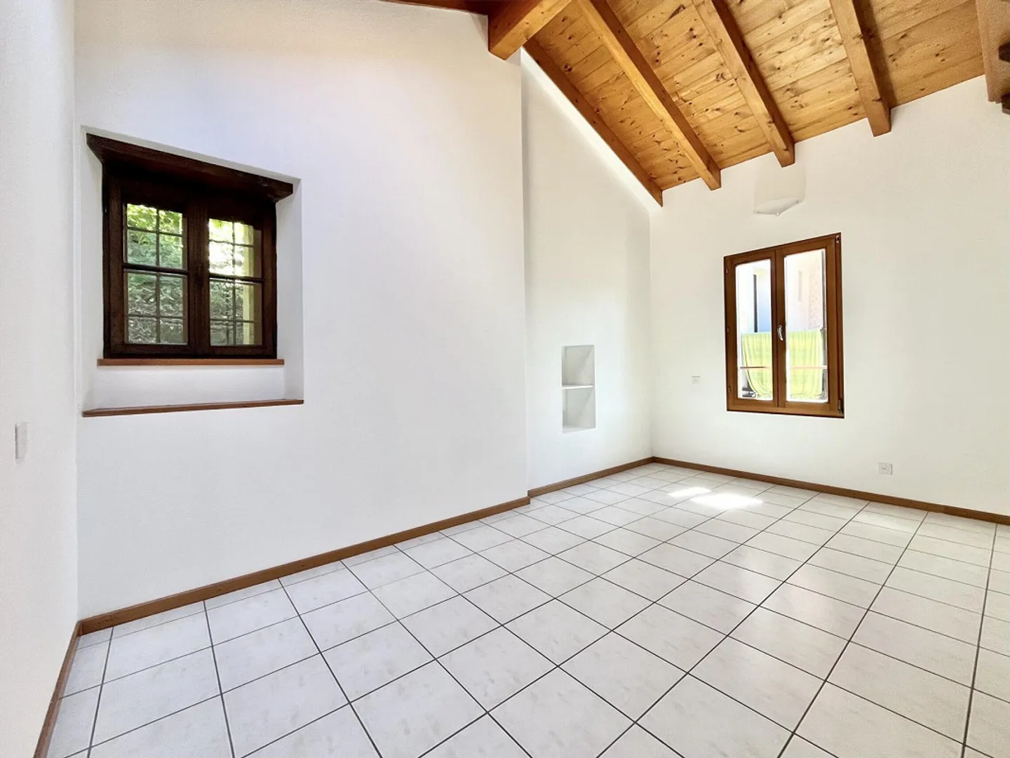 Rental House Tessin 3.5 Rooms with Courtyard in Barbengo - Photo 8 of 9