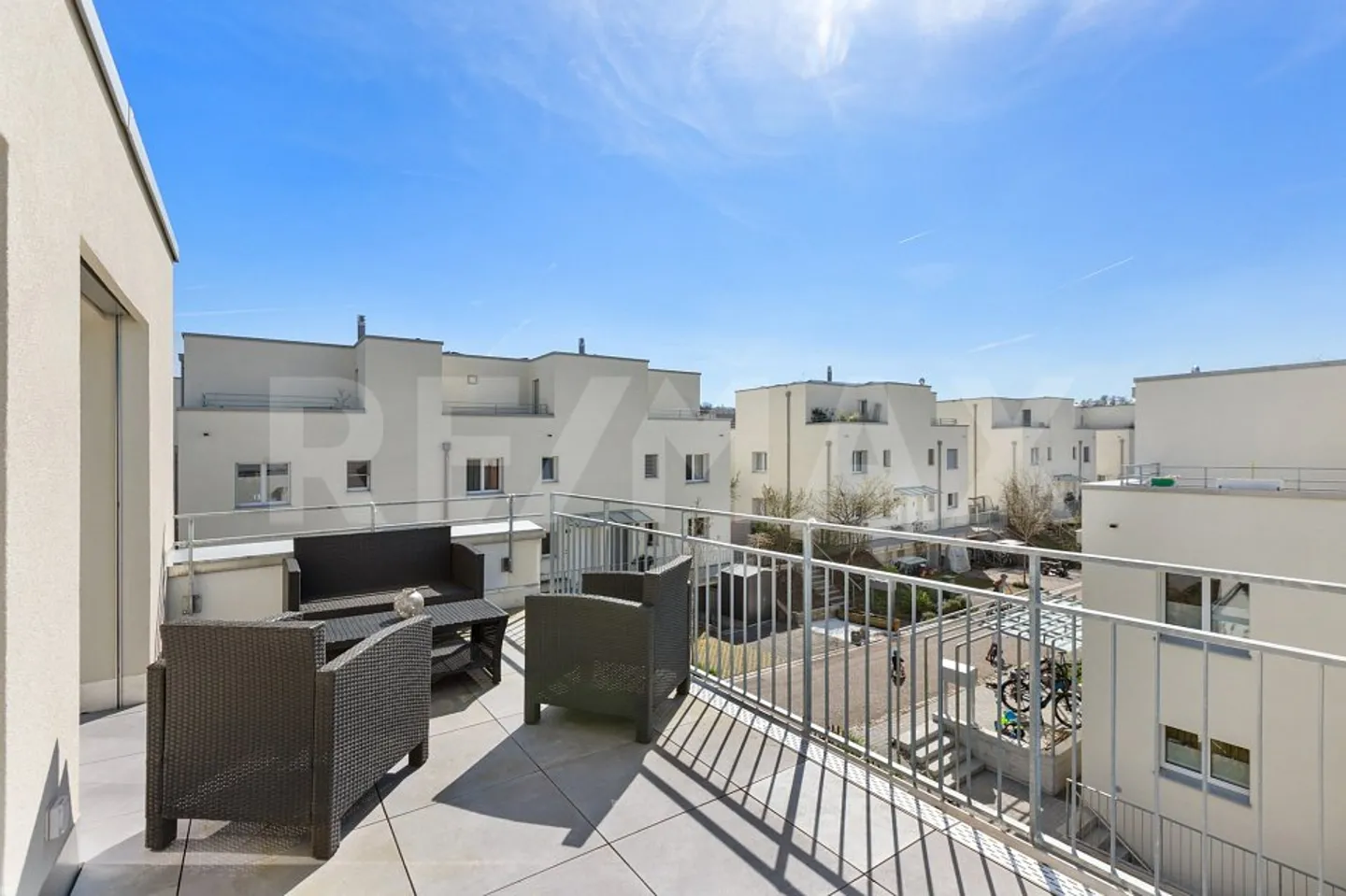 Modernes Doppelhaus in ruhiger Lage - Foto 12 von 13