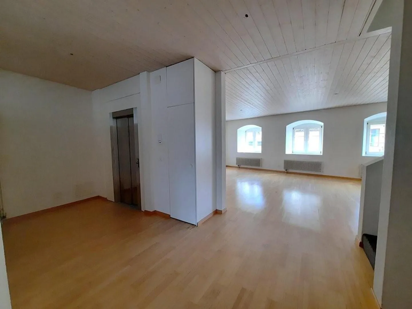 Ampio appartamento duplex nella città vecchia - Foto 1 di 10