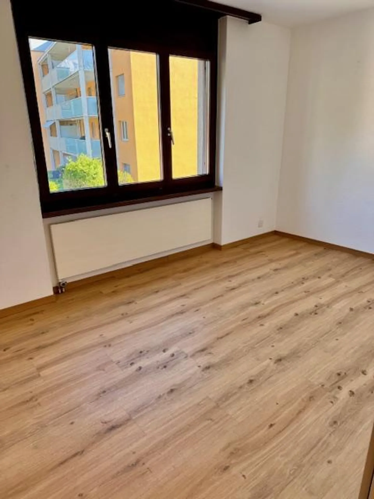 Appartement 3.5 pièces dans un beau quartier résidentiel - Photo 6 sur 8