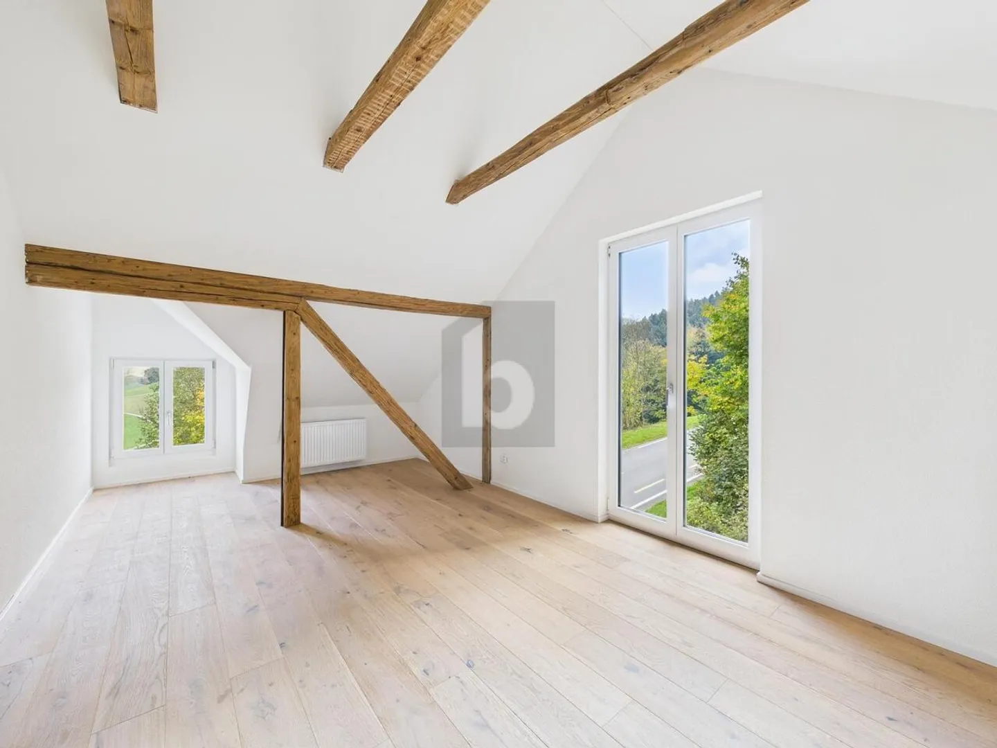 MODERN AND COMPLETELY RENOVATED - Photo 2 of 6