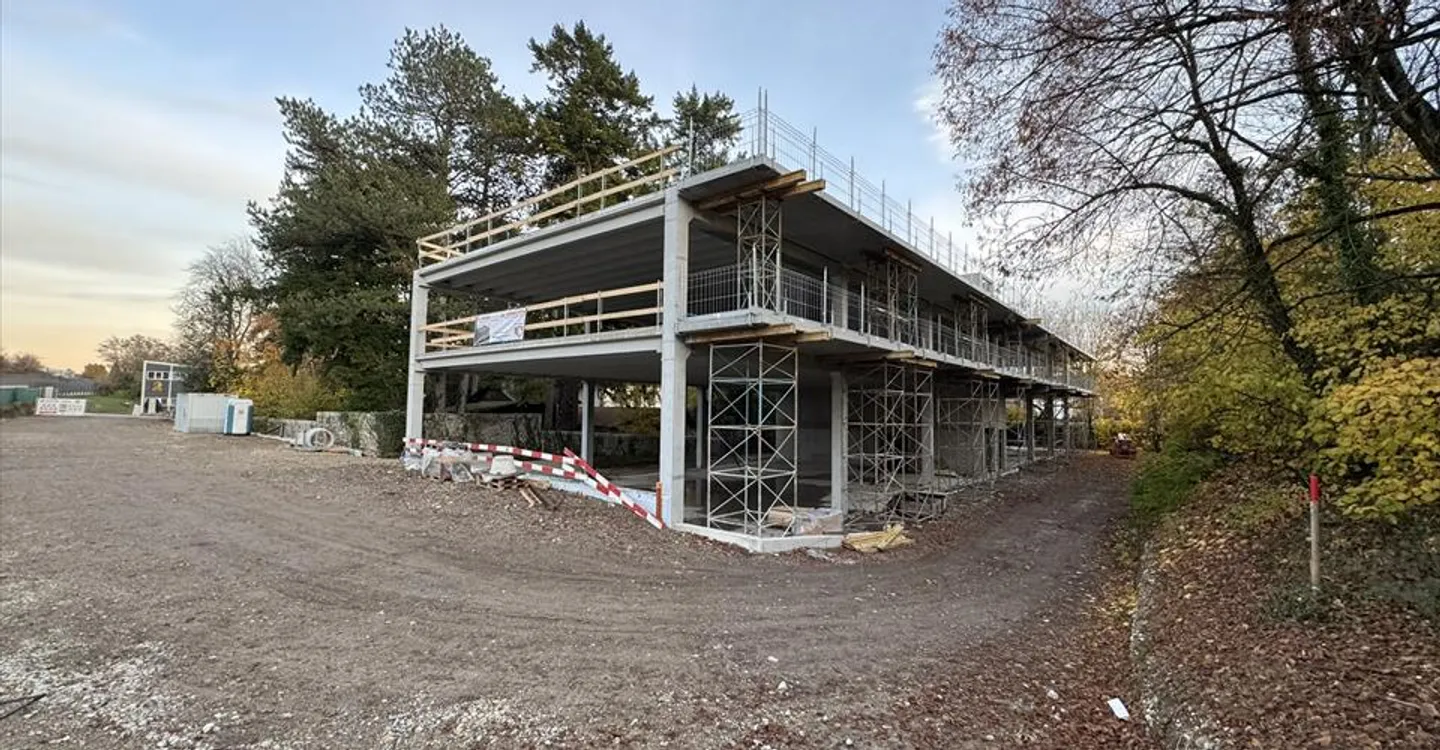 Immeuble mixte à louer - Photo 4 sur 9