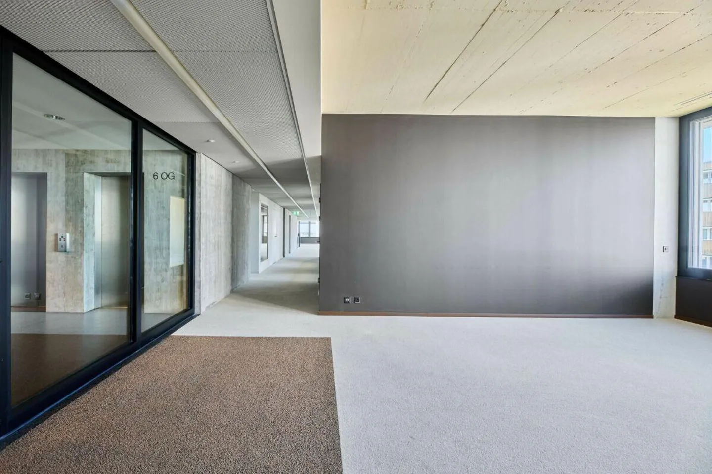 542 m² High Class Office with a View - Your New Chapter on the 6th Floor - Photo 6 of 16