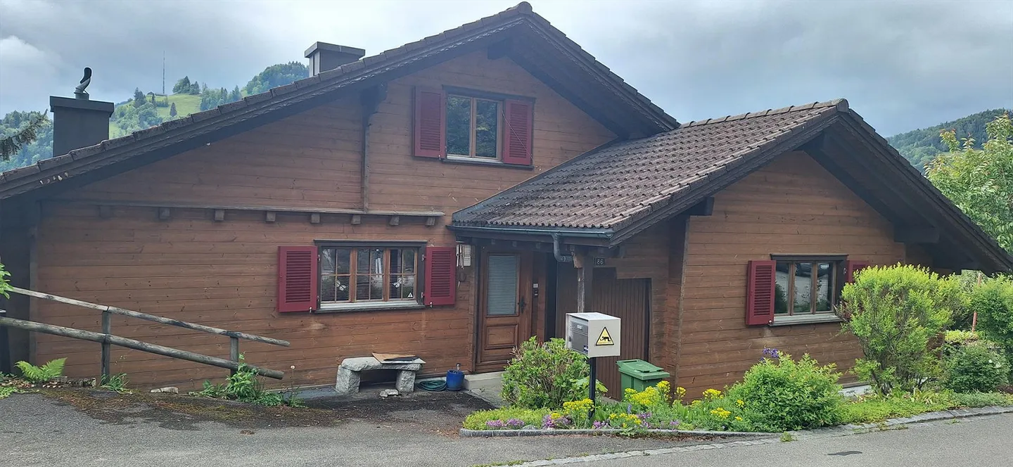 Charmante maison individuelle de 7 pièces à Wattwil (location-achat) - Photo 2 sur 4