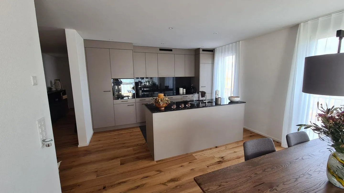 Luxuswohnung mit Terrasse - Foto 2 von 10