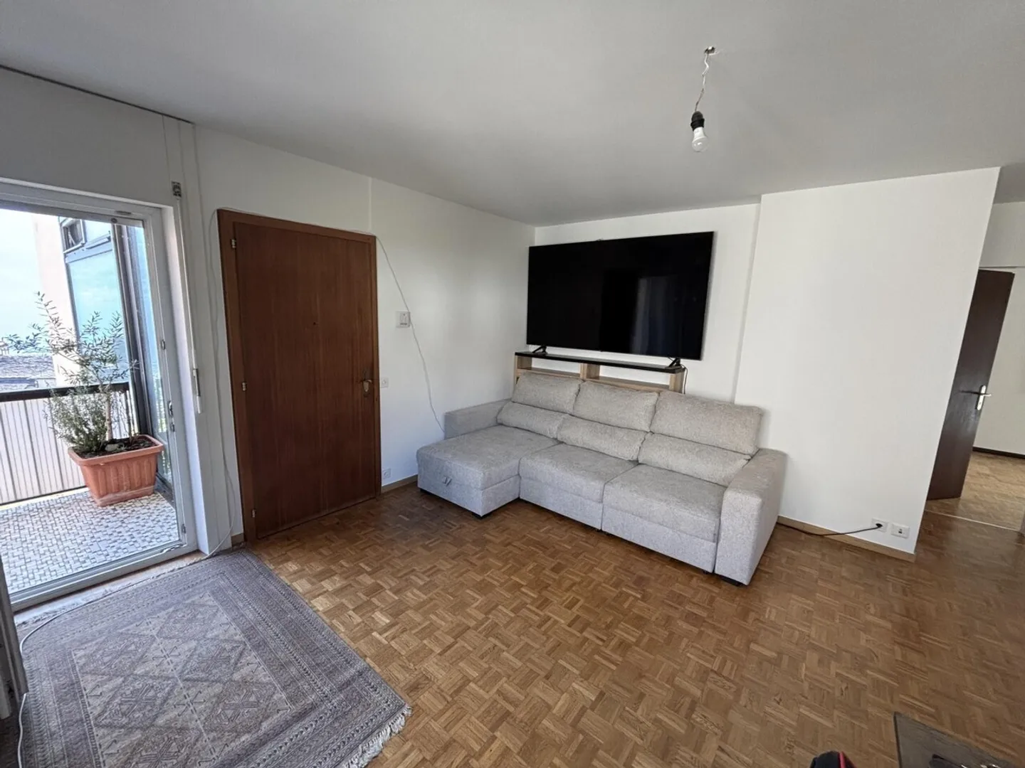 Appartement ensoleillé avec vue sur le lac - Photo 2 sur 13