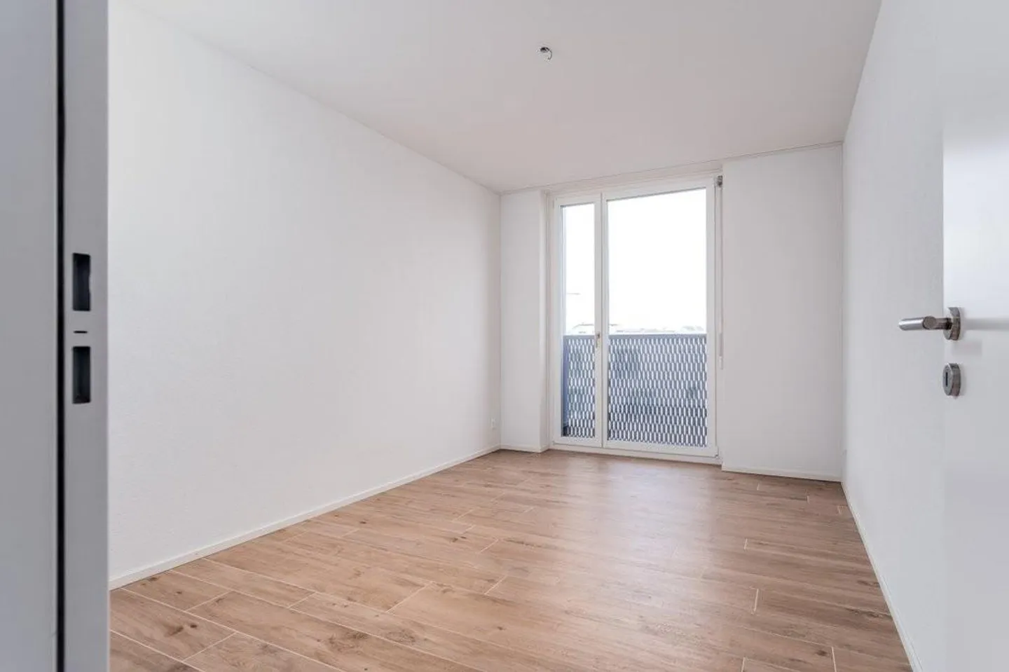 Un Début d'Appartement Heureux - Photo 3 sur 8