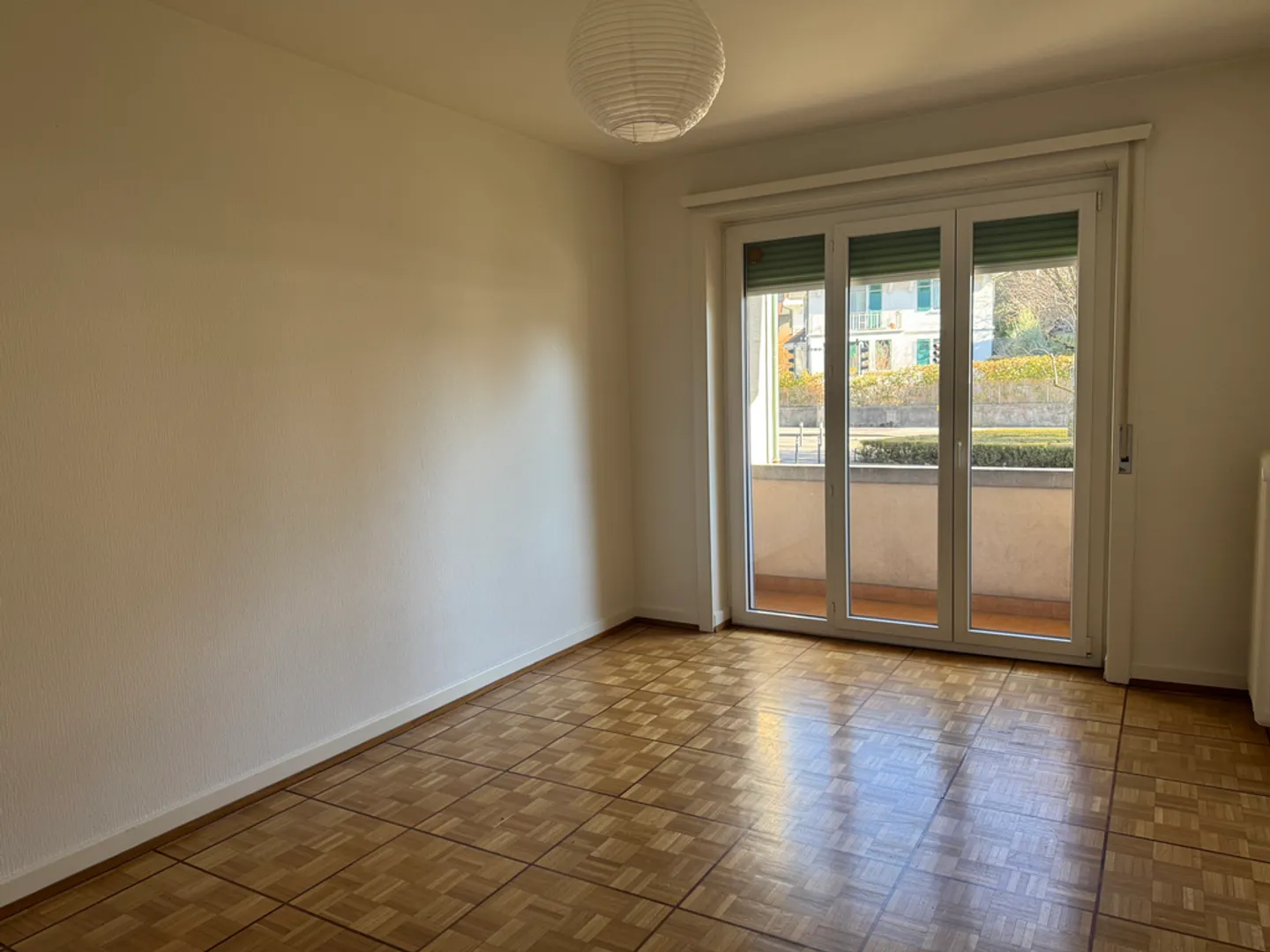 Charming 2-Room Apartment - Photo 2 of 6