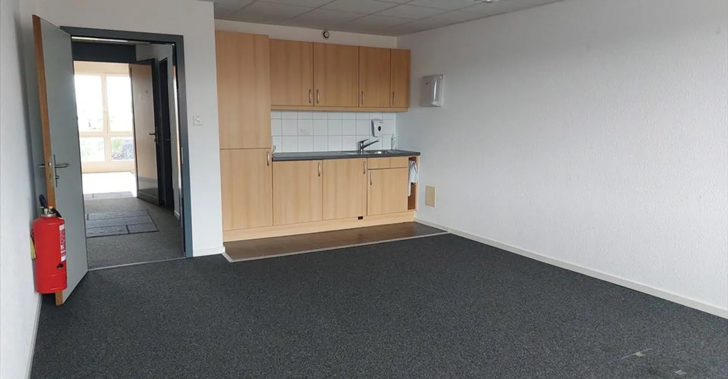 Spazio ufficio in affitto - Foto 2 di 6