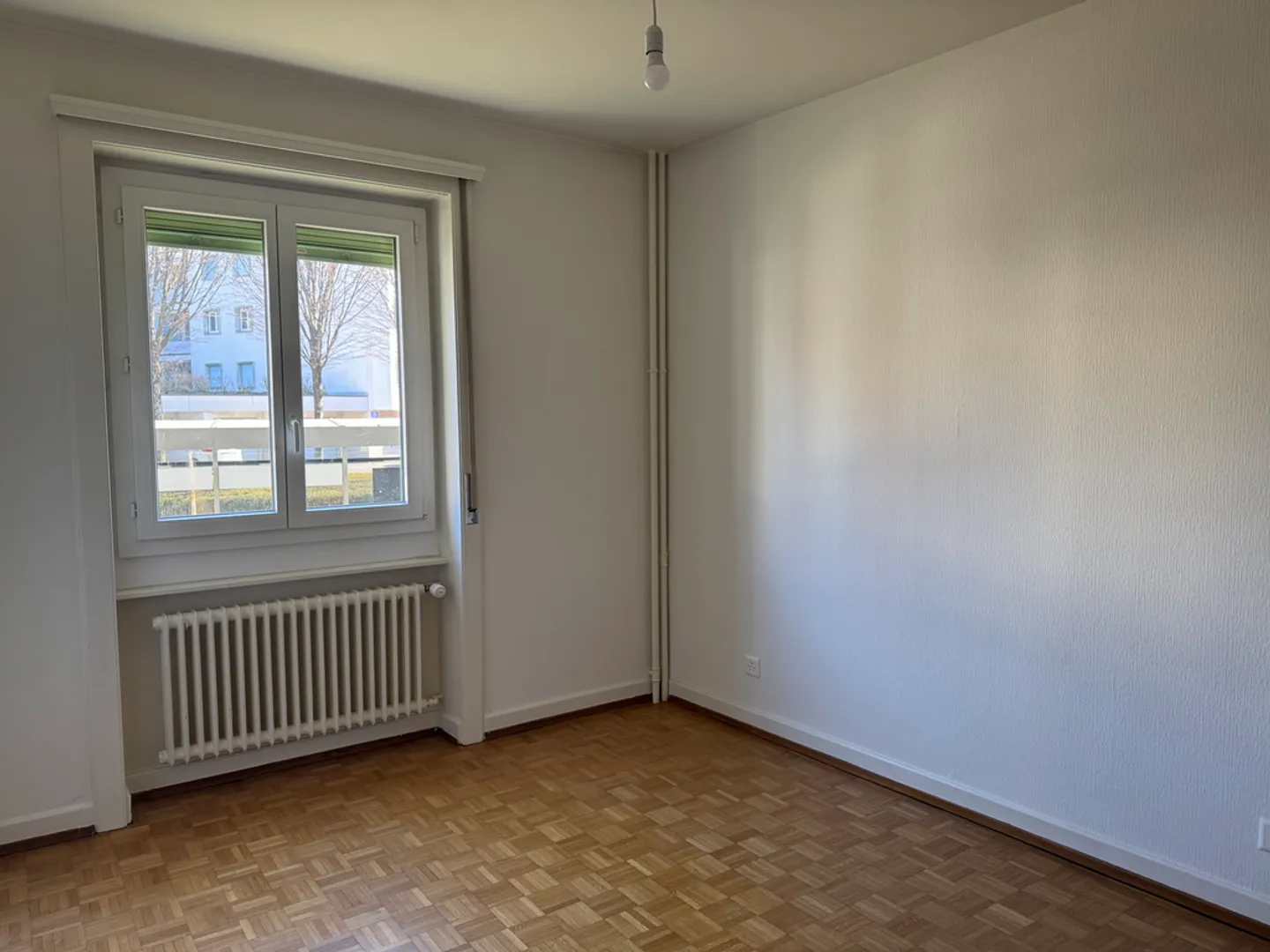 Charming 2-Room Apartment - Photo 3 of 6