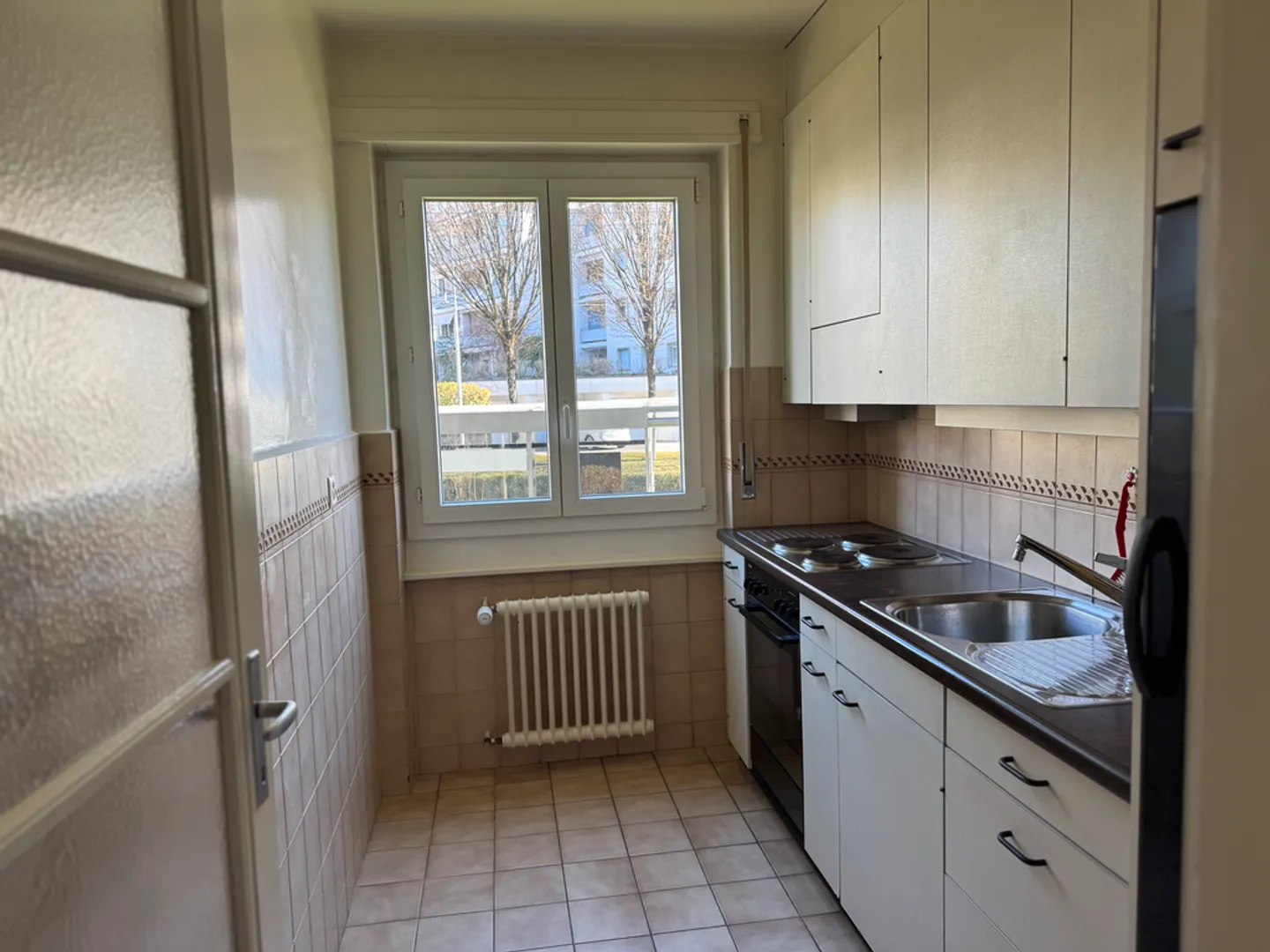 Charming 2-Room Apartment - Photo 4 of 6