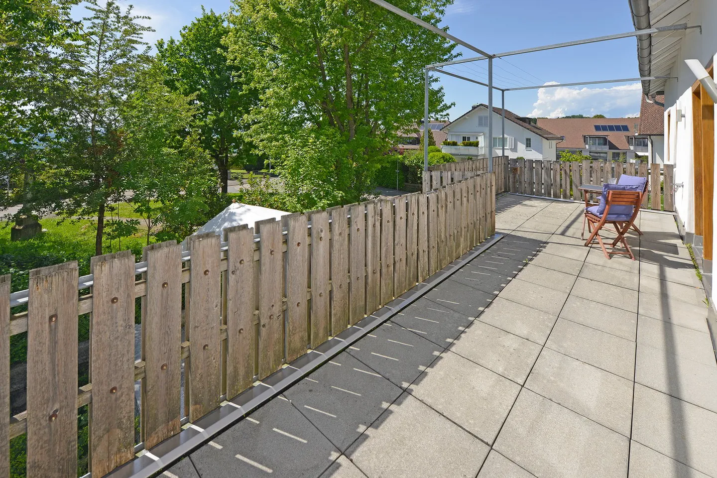 Appartement en duplex de 4,5 pièces avec jardin - Photo 9 sur 13