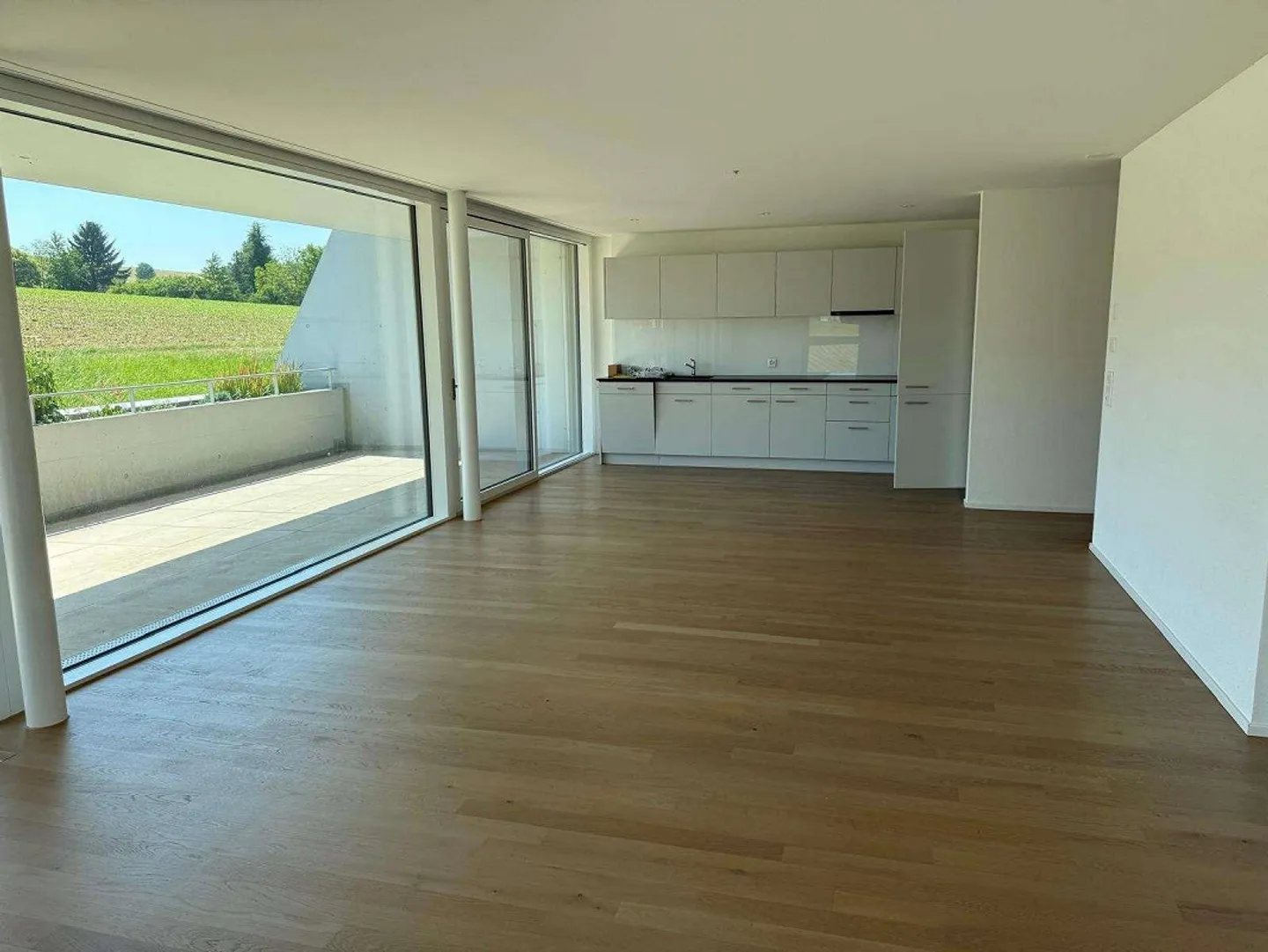 Arriver et respirer : Appartement moderne de 4,5 pièces avec vue dégagée... - Photo 1 sur 26