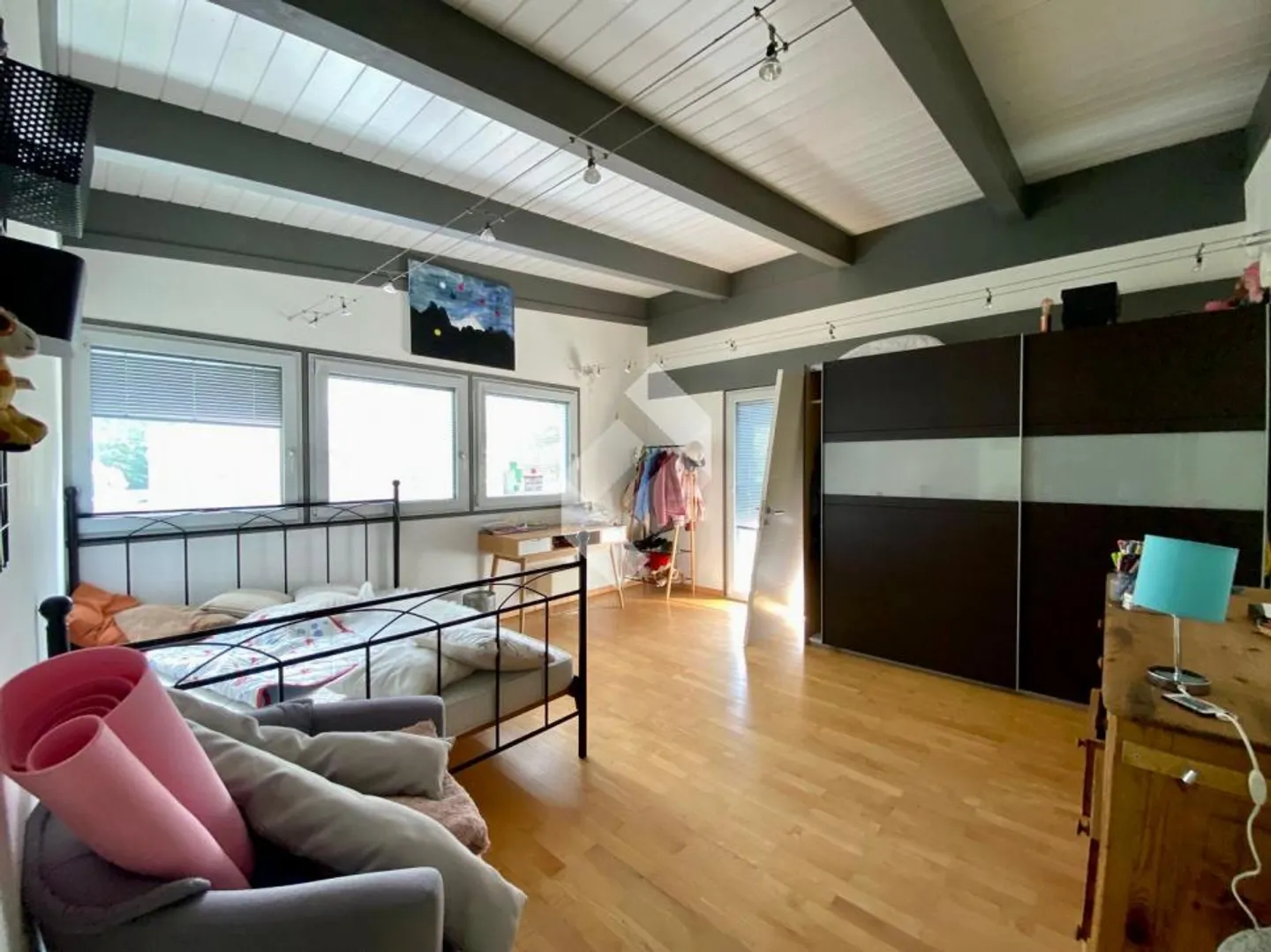 Villa indipendente dell'architetto al confine della foresta - Foto 10 di 13