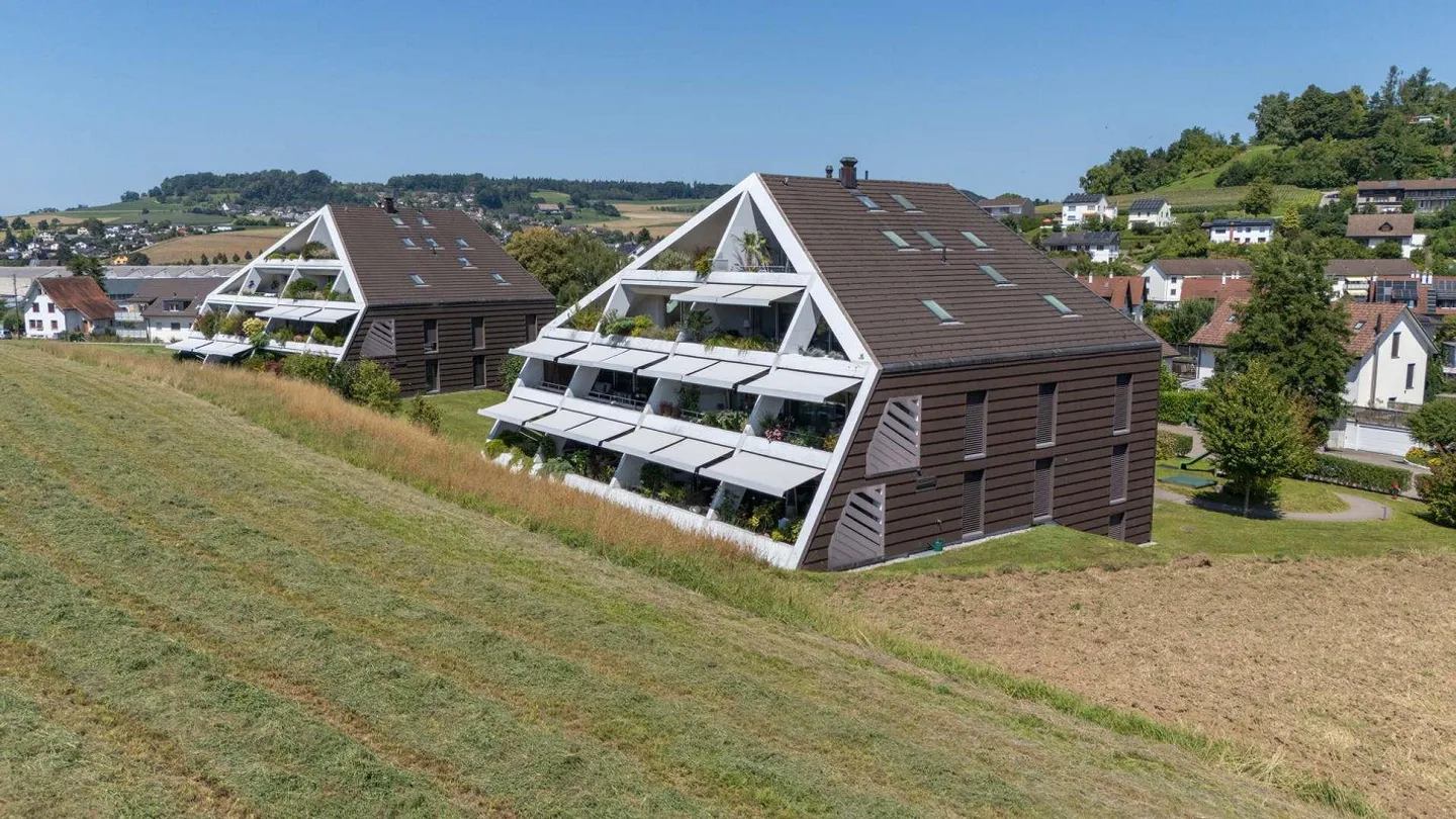 Arriver et respirer : Appartement moderne de 4,5 pièces avec vue dégagée... - Photo 12 sur 26