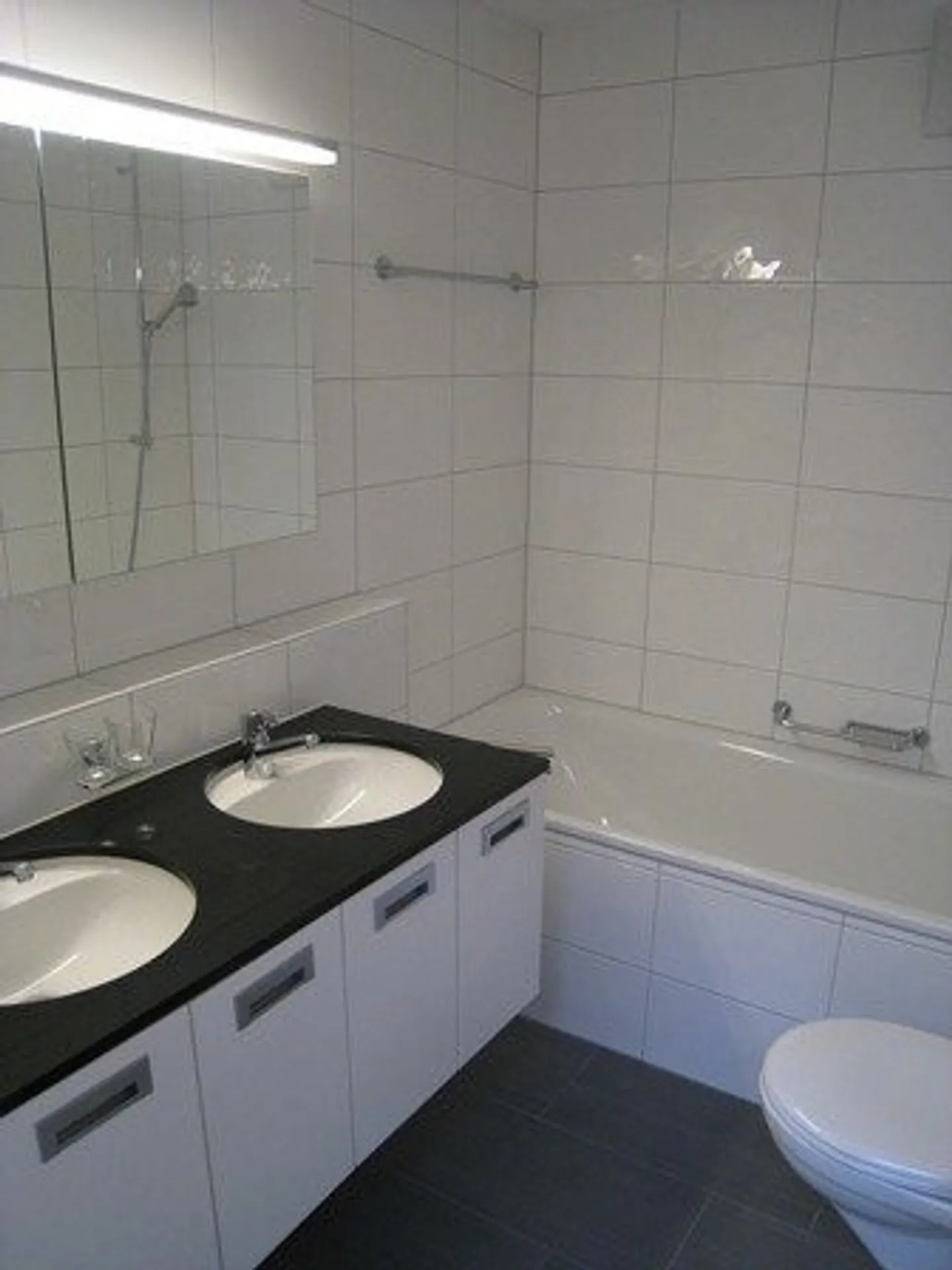 Charming 4.5-Room Apartment - Photo 5 of 6
