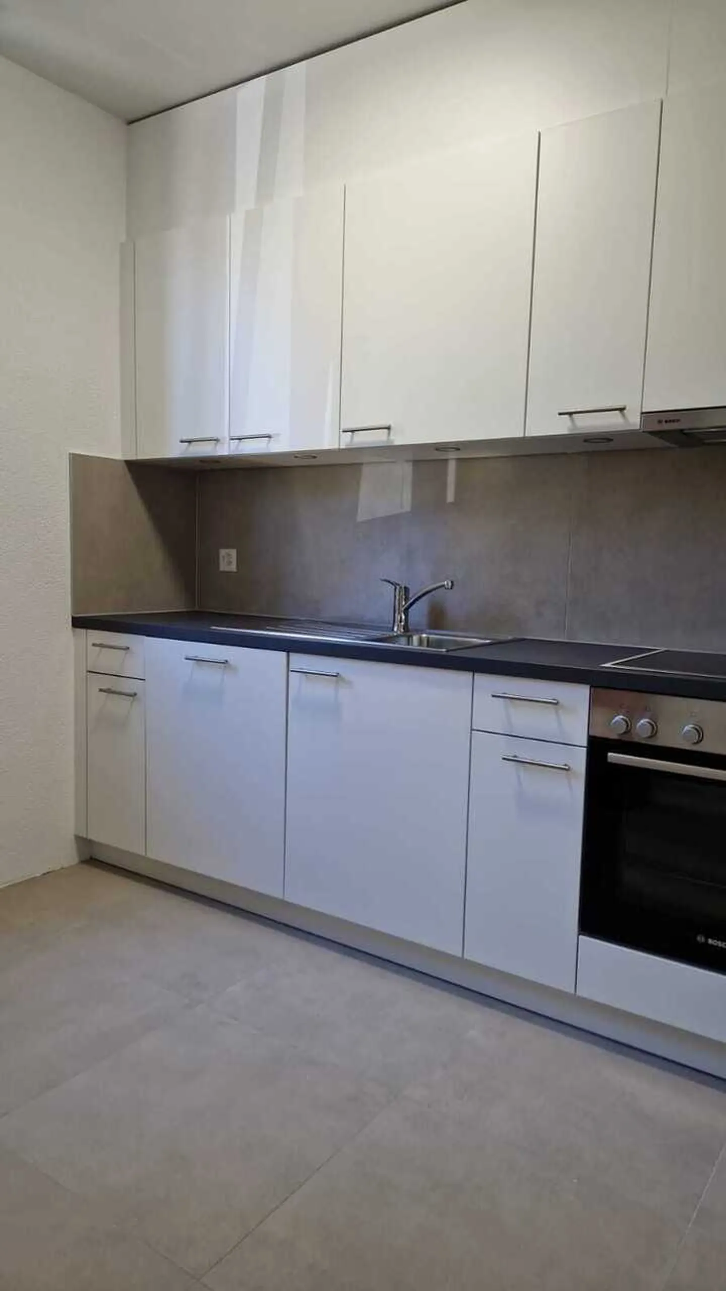 Appartamento di quattro stanze al piano terra a Losanna - Foto 4 di 6