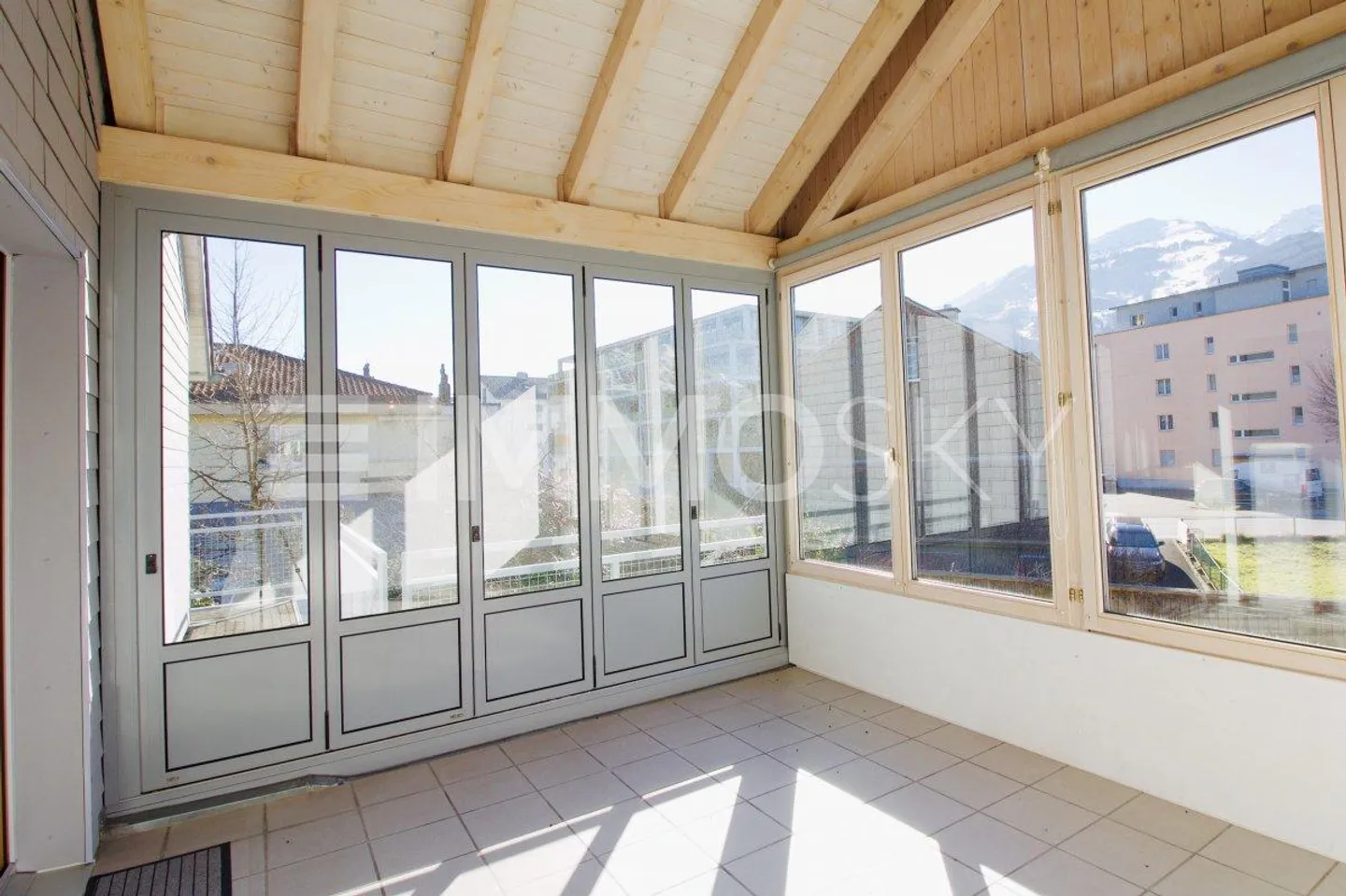 Grösszügiger Wohntraum an ruhiger Lage - Foto 3 von 5