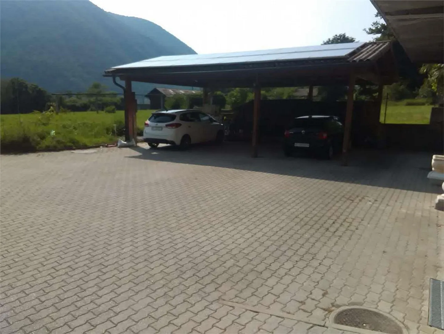 MELANO: AMPIO 4.5 LOC. CON VISTA PANORAMICA - Foto 10 di 10
