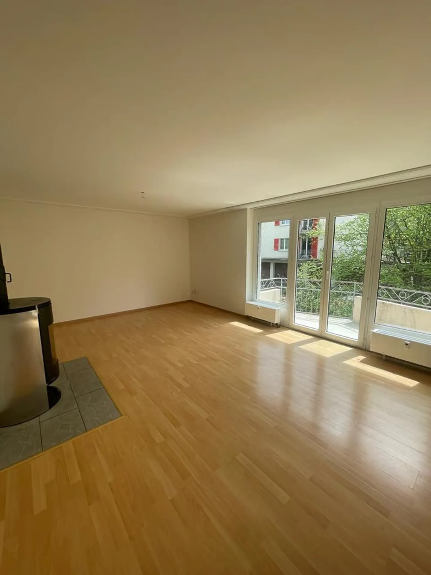 Spacious 5.5-room apartment in Ipsach - Photo 1 of 12