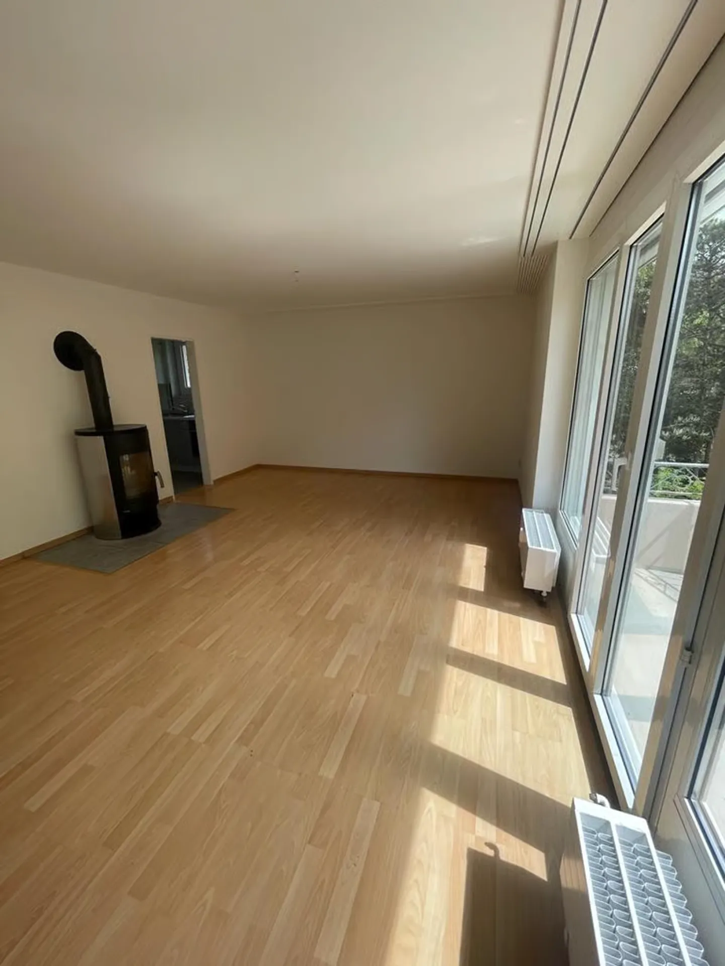 Spacious 5.5-room apartment in Ipsach - Photo 2 of 12