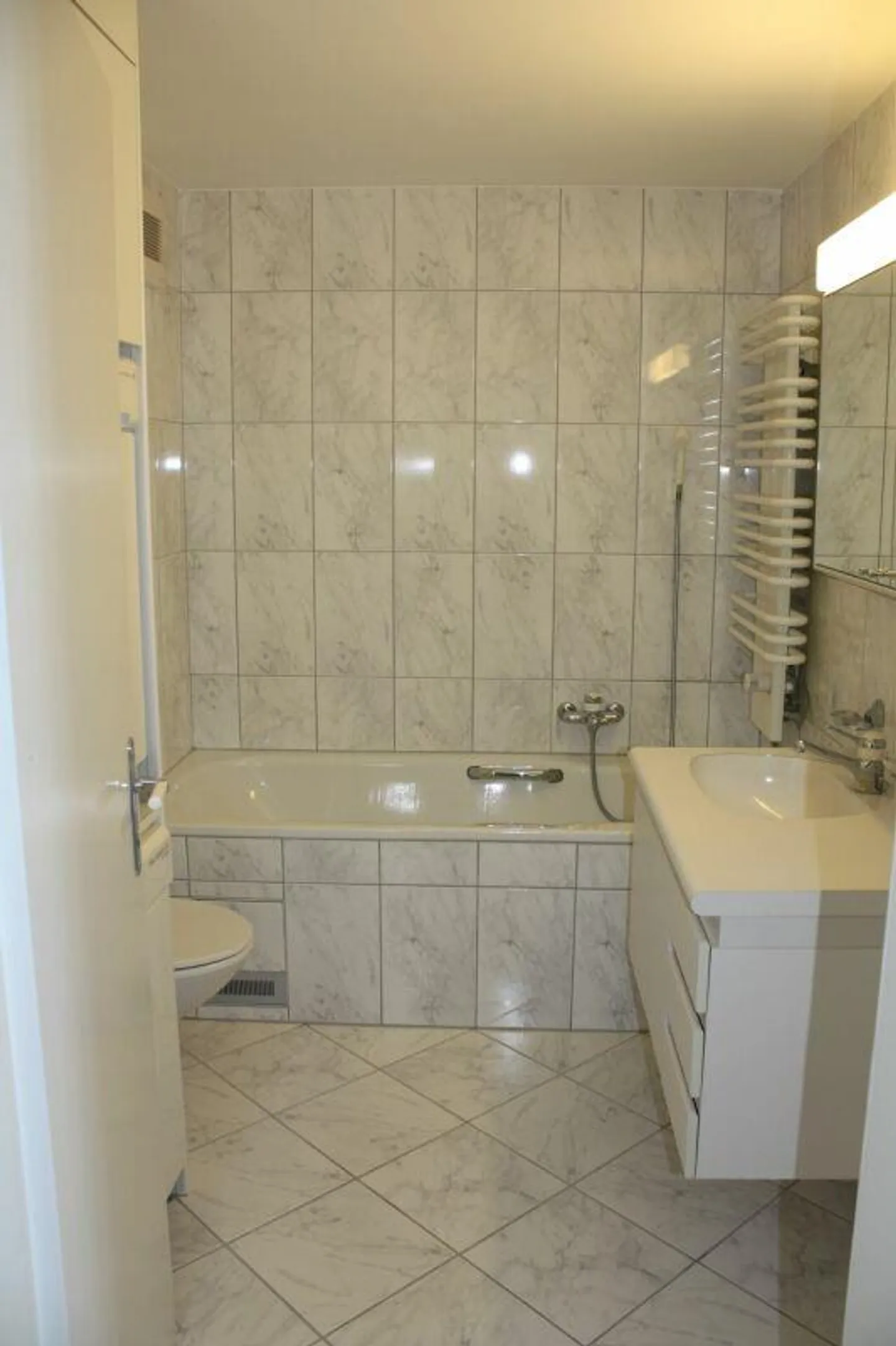 MODERN APARTMENT LAYOUT WITH GREAT INFRASTRUCTURE - Photo 3 of 6