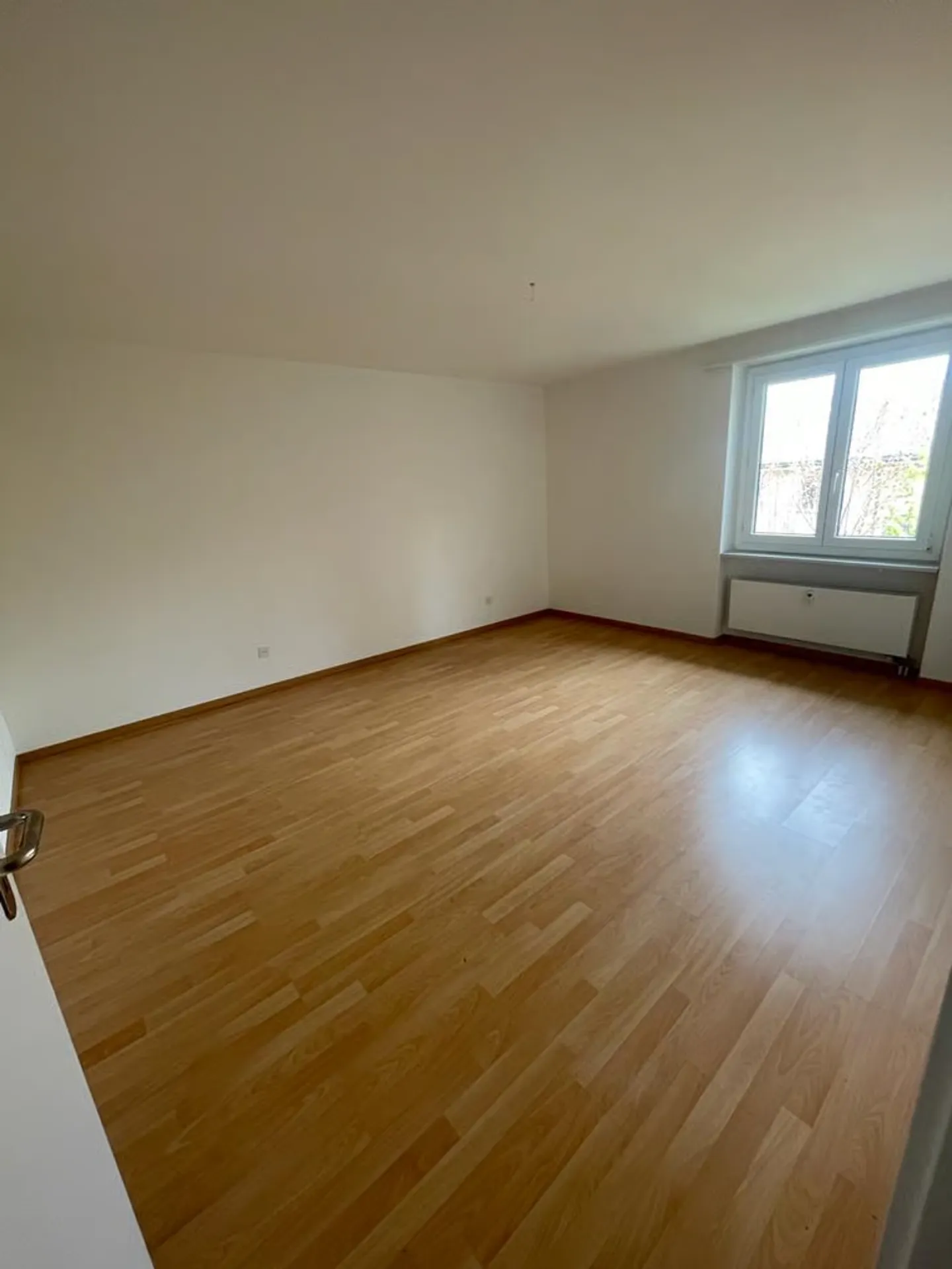 Spacious 5.5-room apartment in Ipsach - Photo 6 of 12