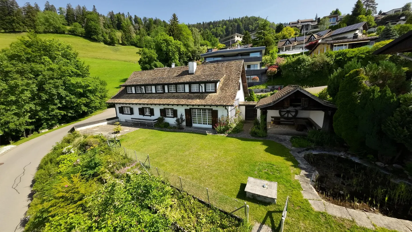 Charmantes Einfamilienhaus mit Seesicht - Foto 1 von 14