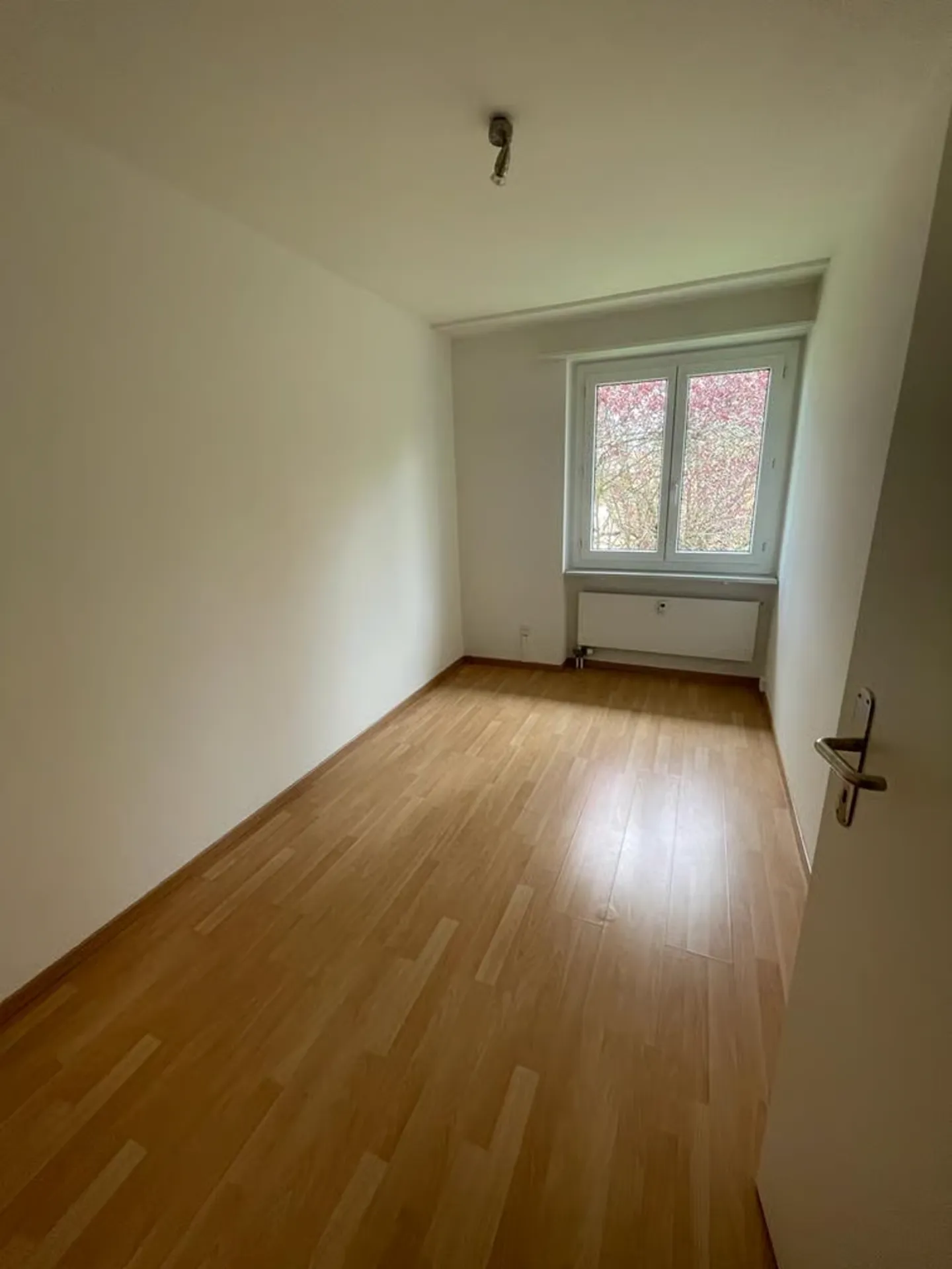 Spacious 5.5-room apartment in Ipsach - Photo 9 of 12