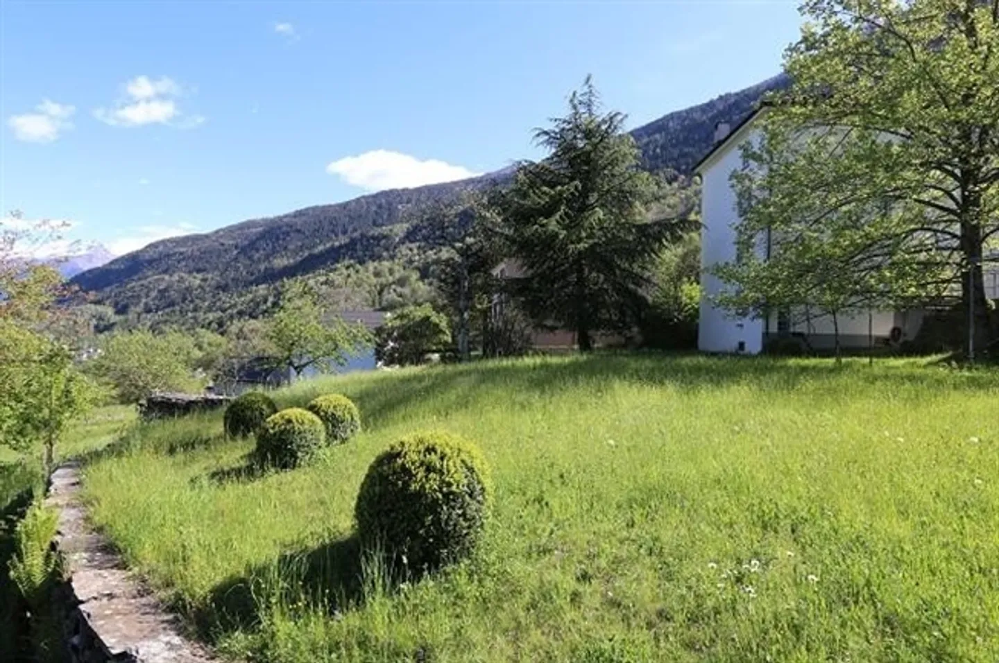 «Patriziervilla con grande giardino e vista / casa patriziale con grande giardino e bella vista» - Foto 3 di 20