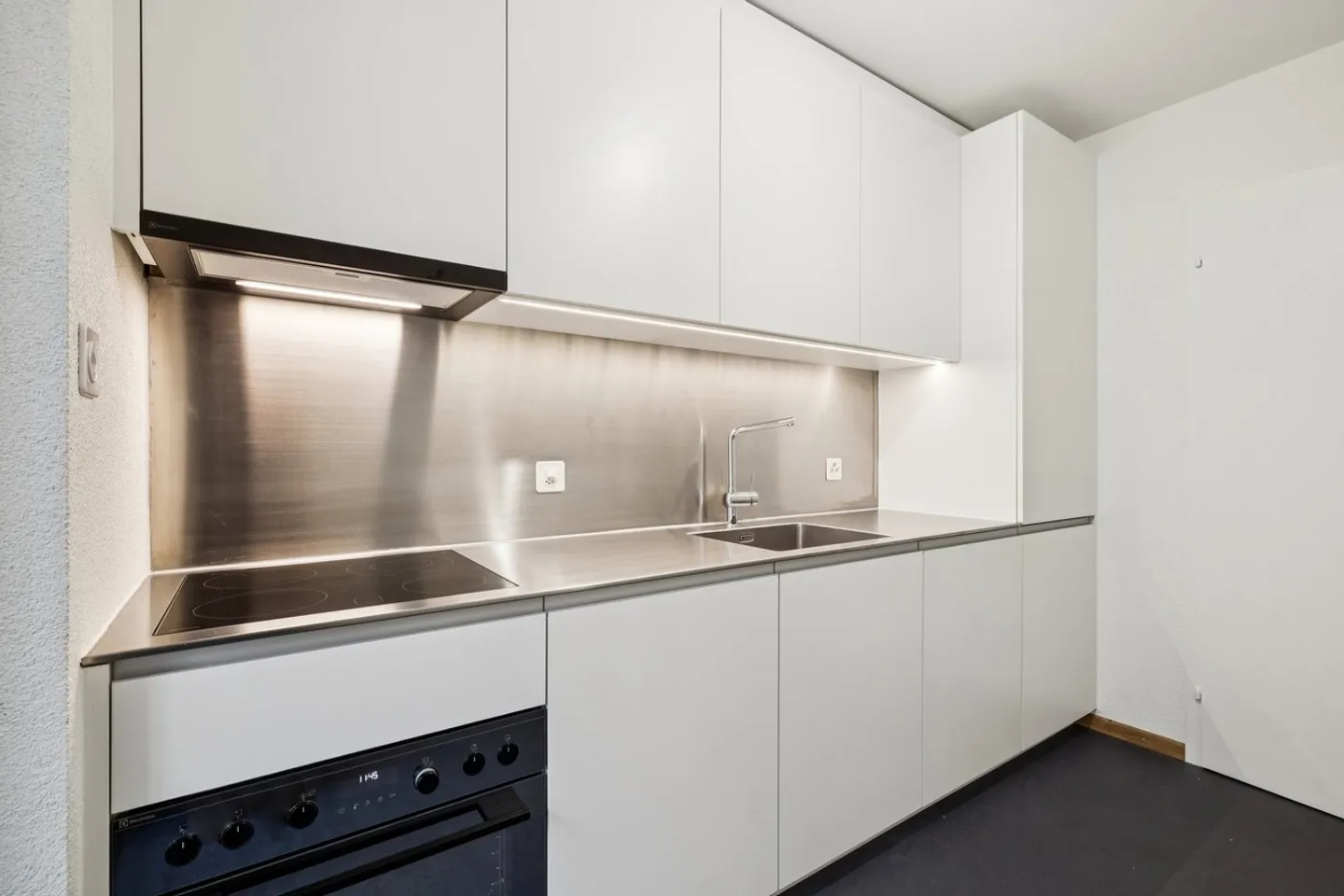 LOUER SANS CAUTION - Appartement moderne rénové avec une atmosphère lumineuse - Photo 1 sur 7