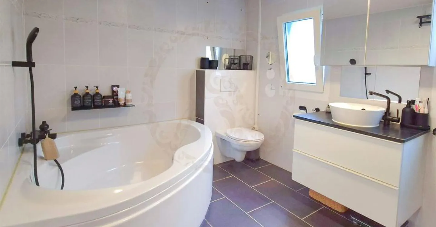Charming Restored Mill Apartment - Photo 9 of 13