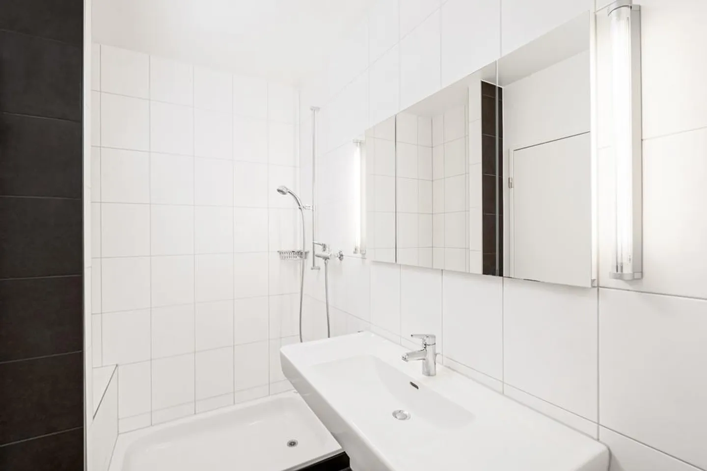 Moderne Wohnung mit Loggia - Foto 6 von 7