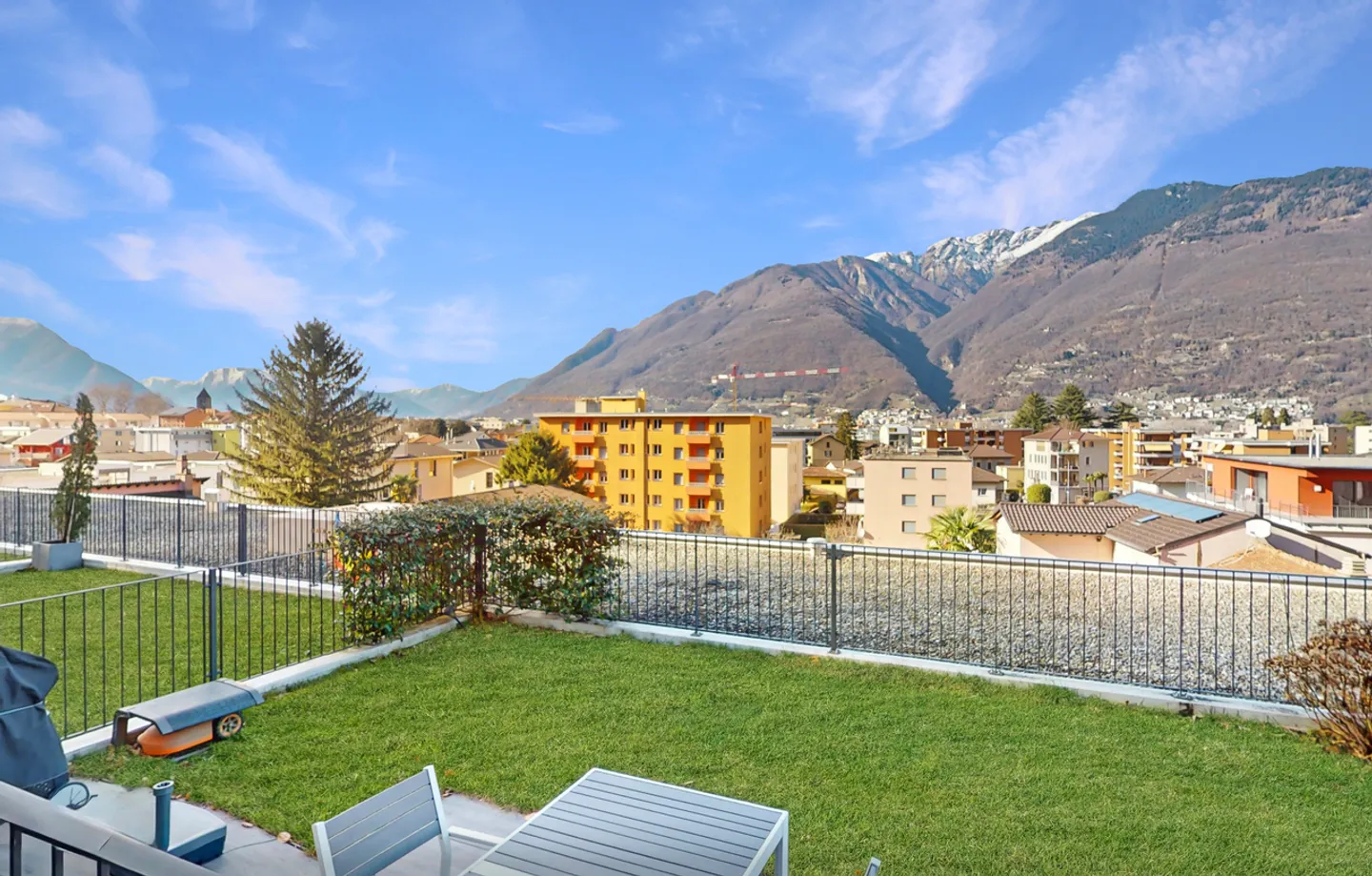 Appartamento elegante a Giubiasco - Foto 1 di 20