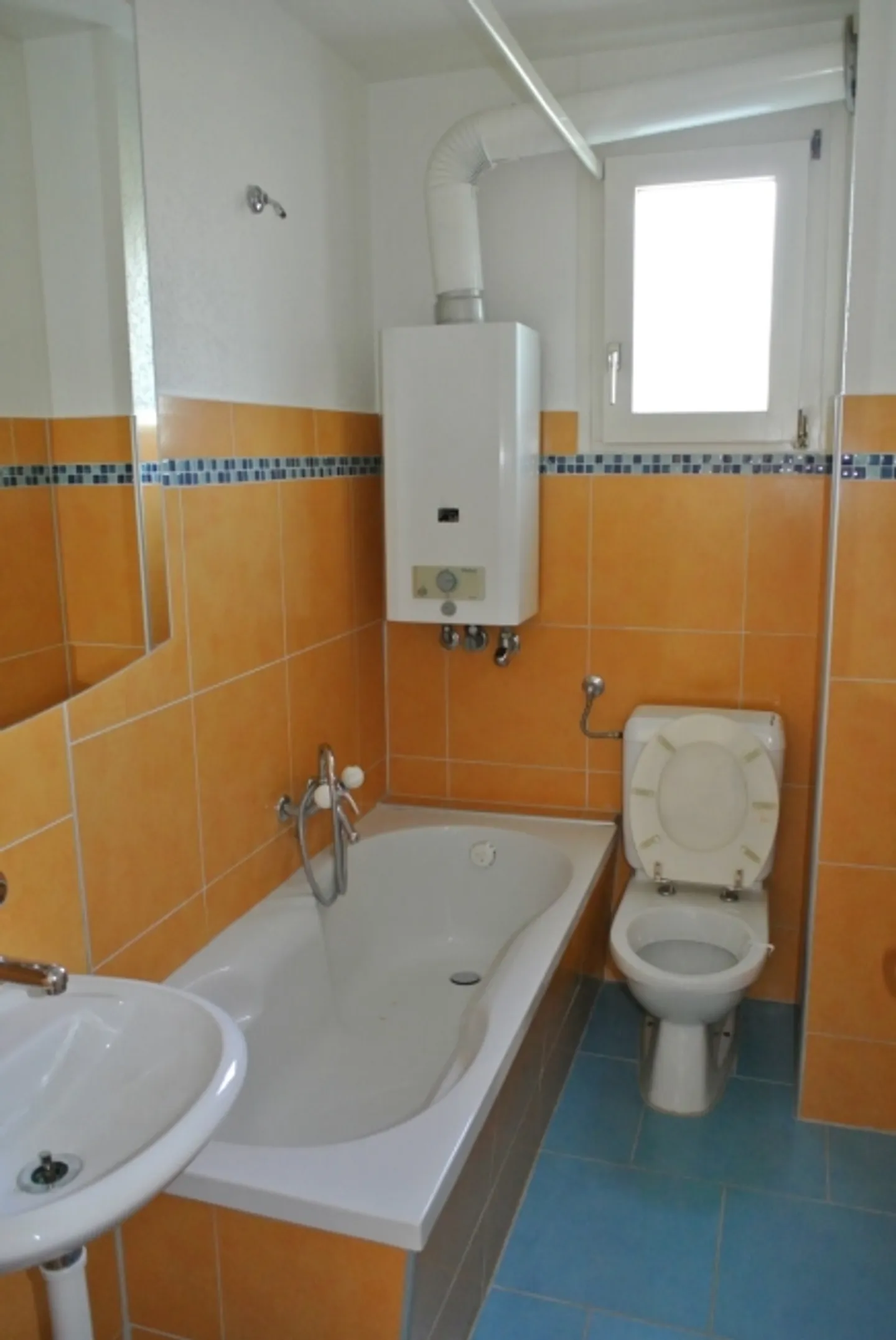 Superbe appartement de 4 pièces avec grande terrasse et balcon - Photo 5 sur 12