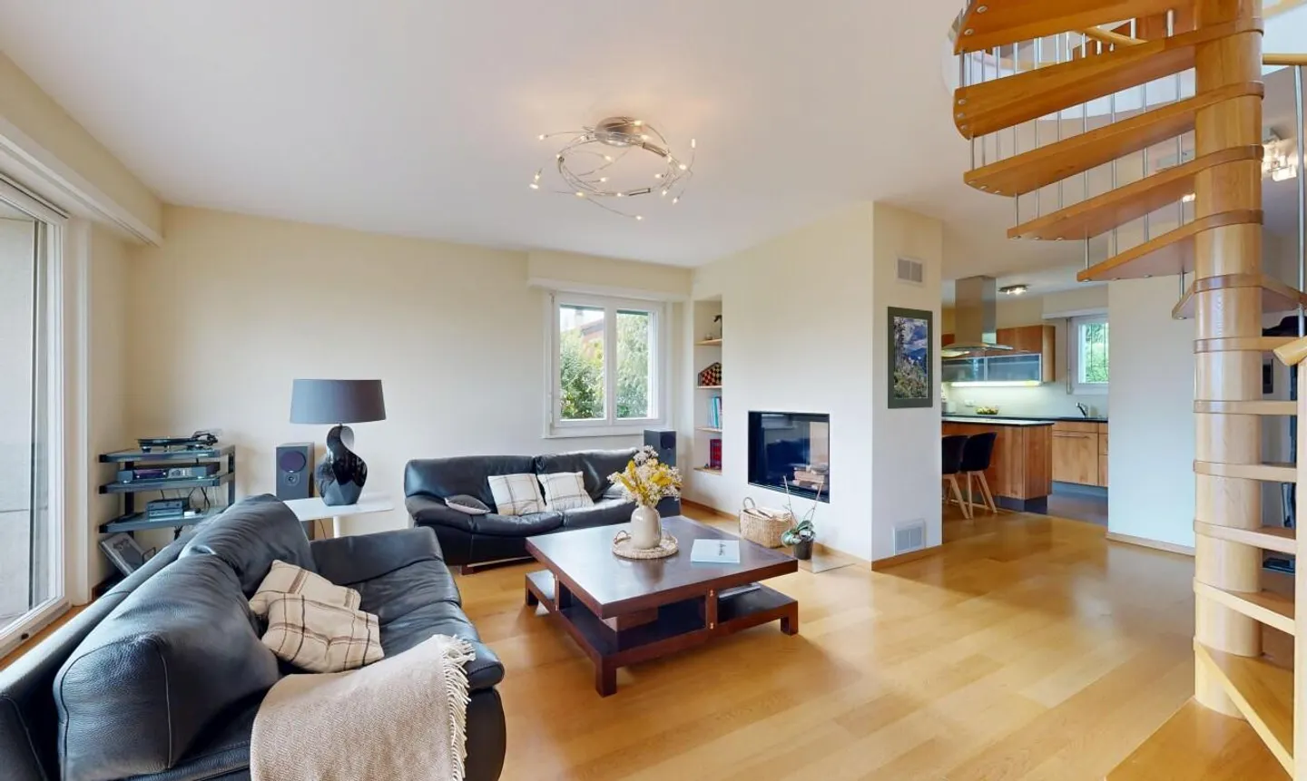 Stunning detached house with a view of Lake Geneva in Échandens - Photo 4 of 11
