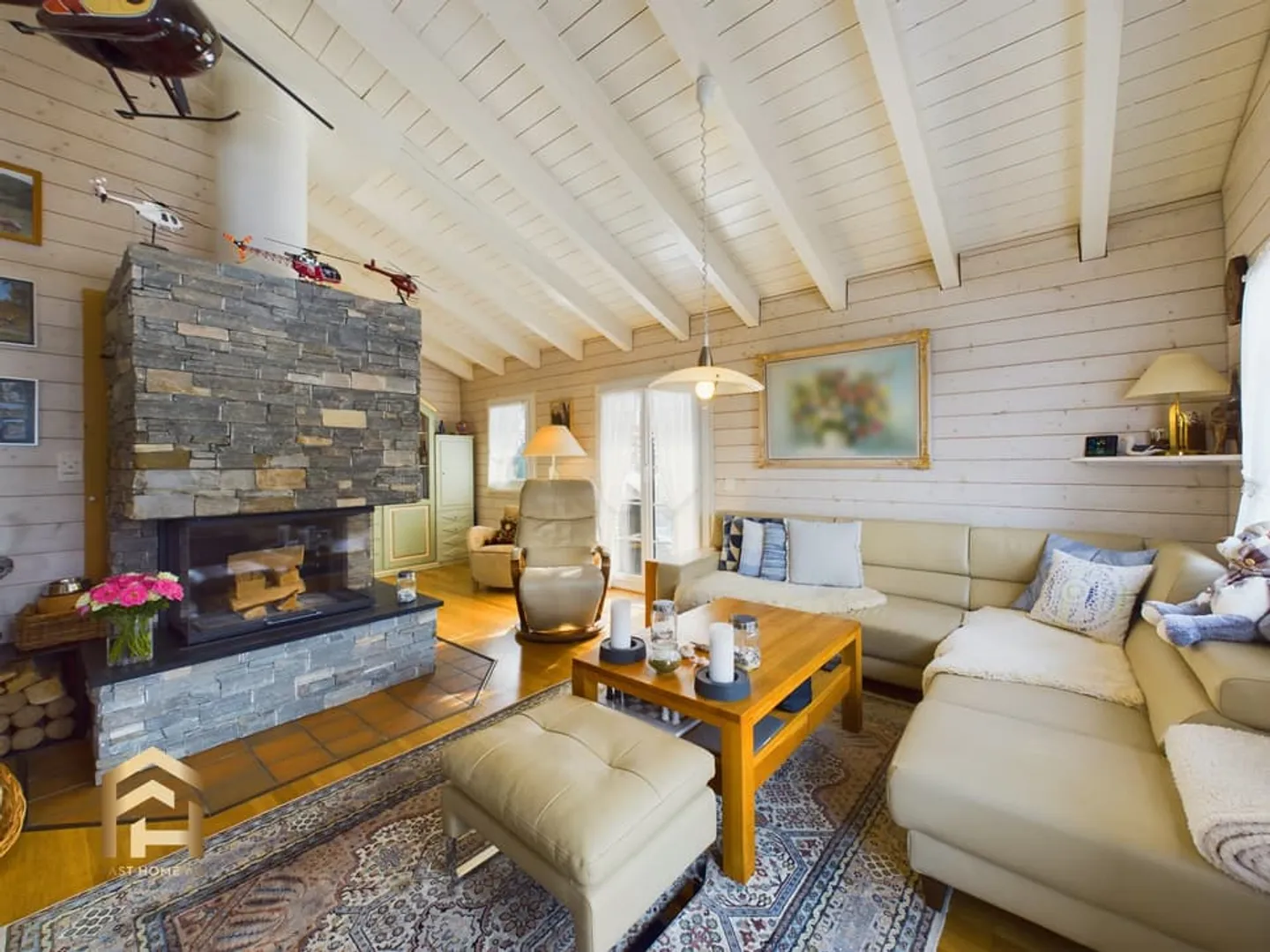 Dream house with breathtaking views - Photo 3 of 13