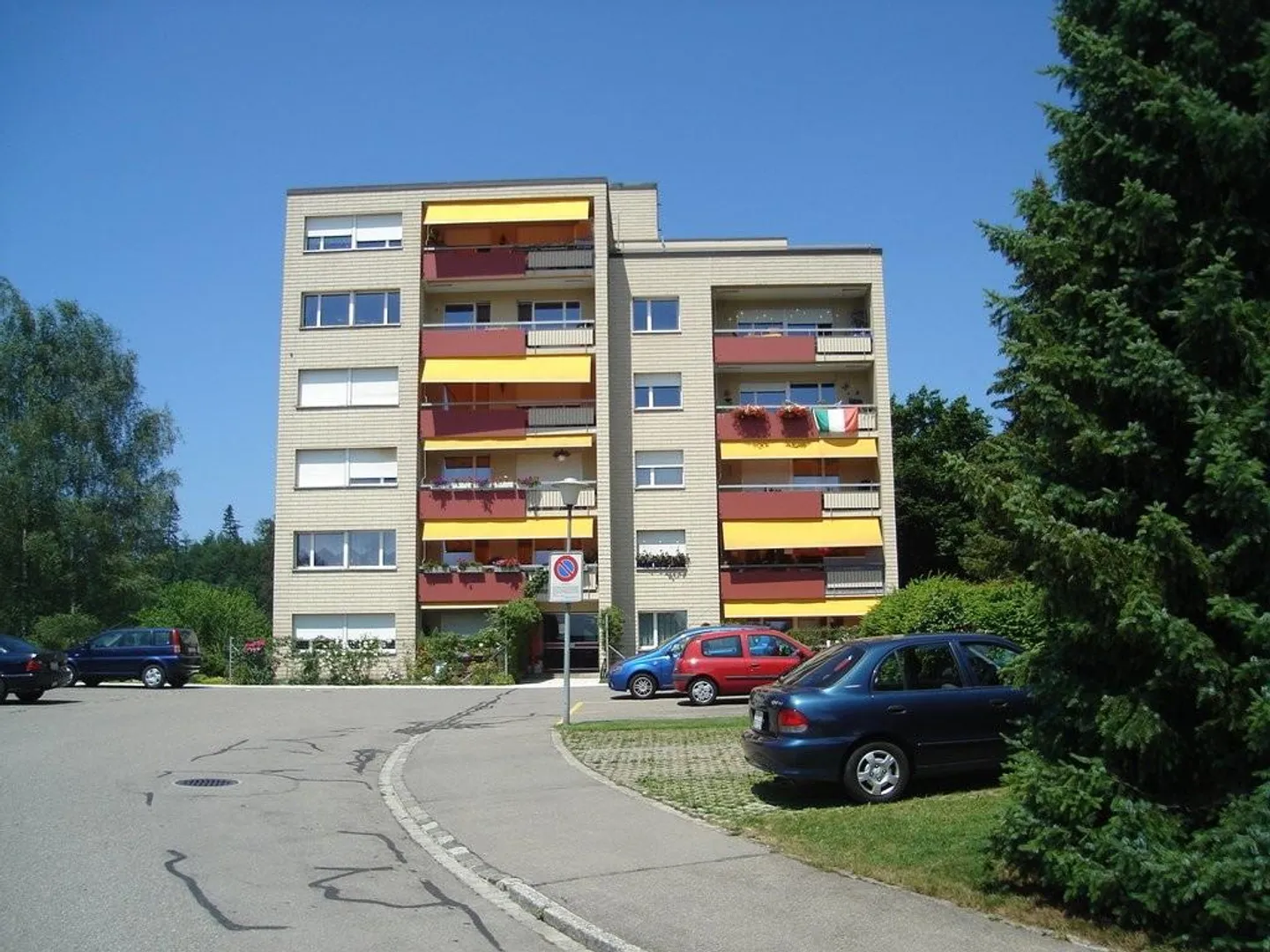 Off road in Pfäffikon for rent! - Photo 1 of 1